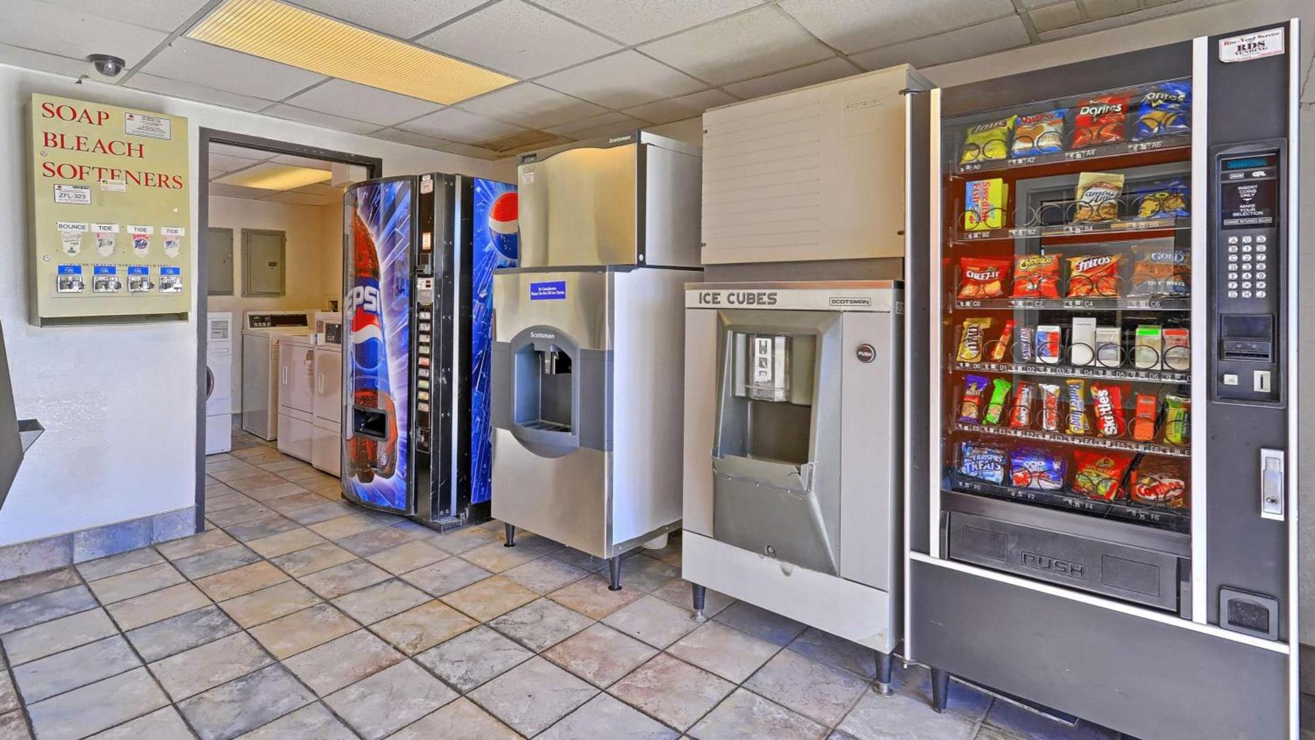 Motel 6-Maple Shade Township, NJ - Philadelphia - Mt Laurel photo 19