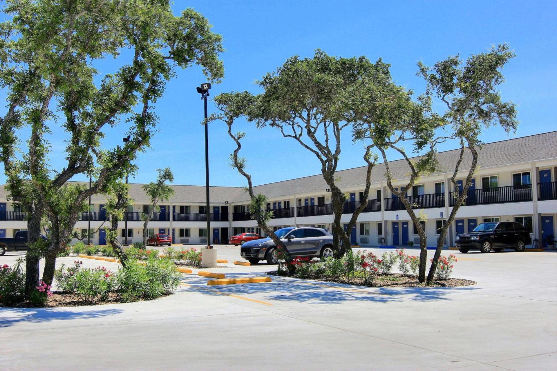 Motel 6-Rockport, TX photo 20