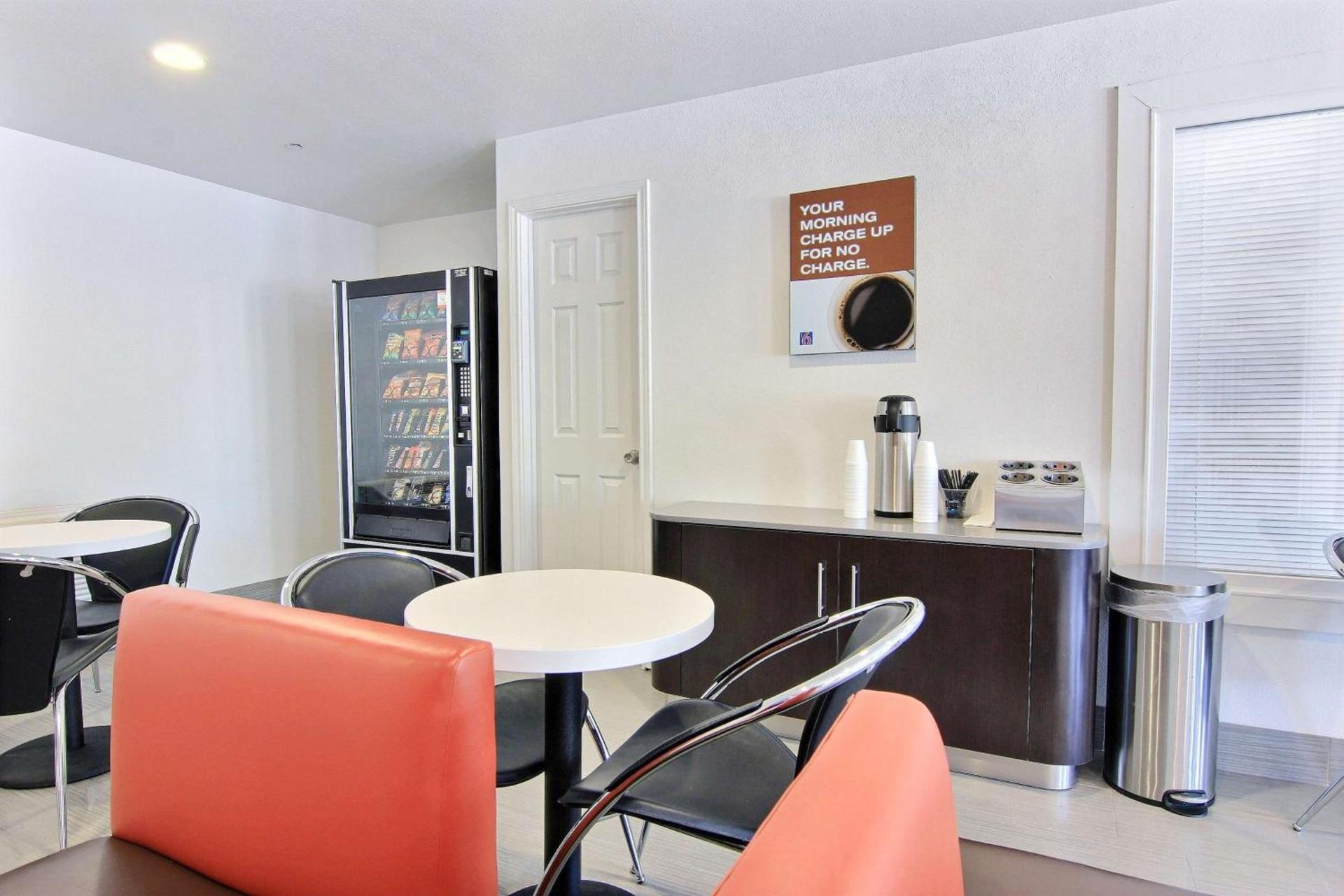 Motel 6-Rockport, TX photo 65