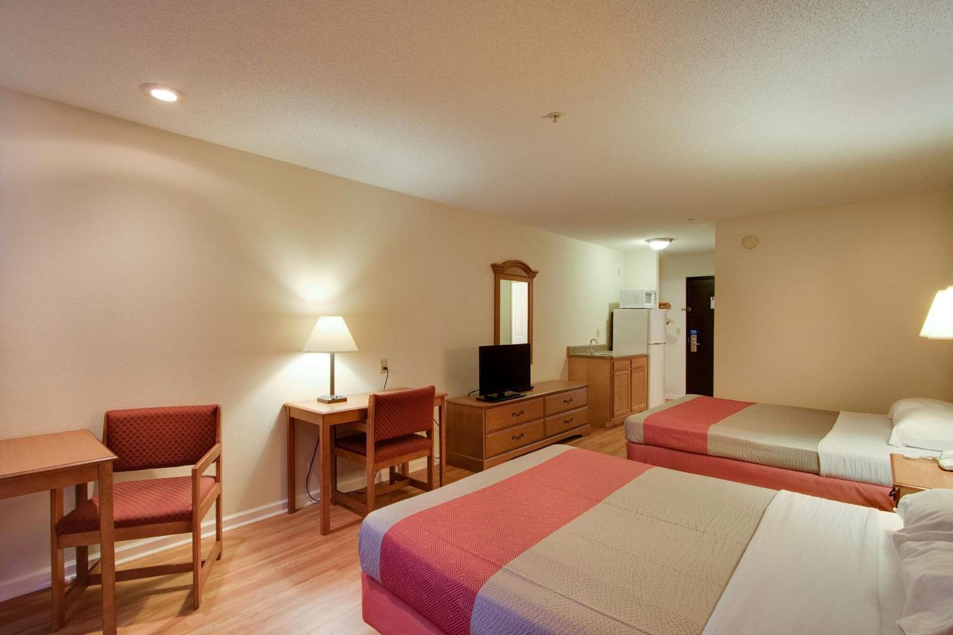 Motel 6-Hinesville, GA photo 64