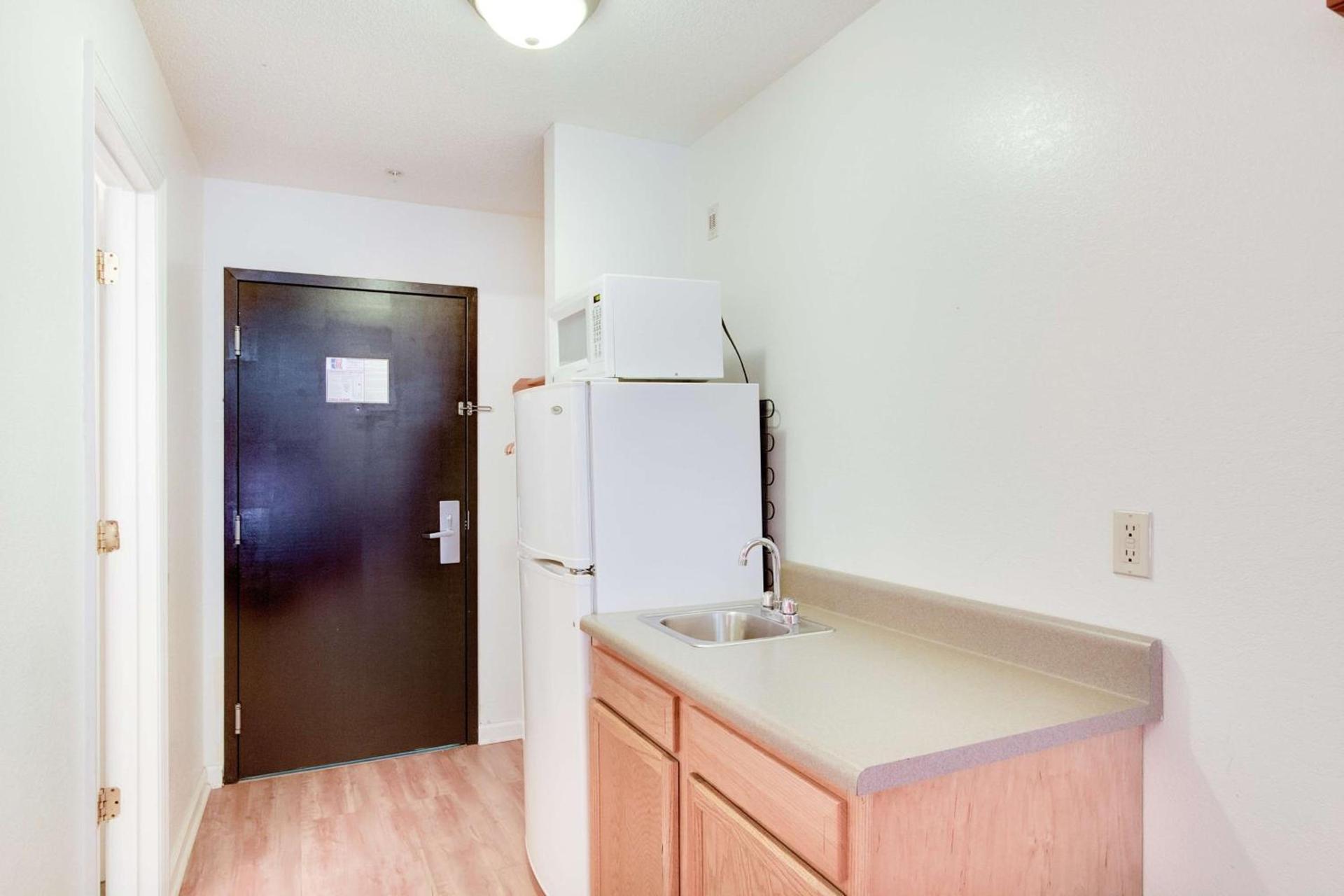 Motel 6-Hinesville, GA photo 39