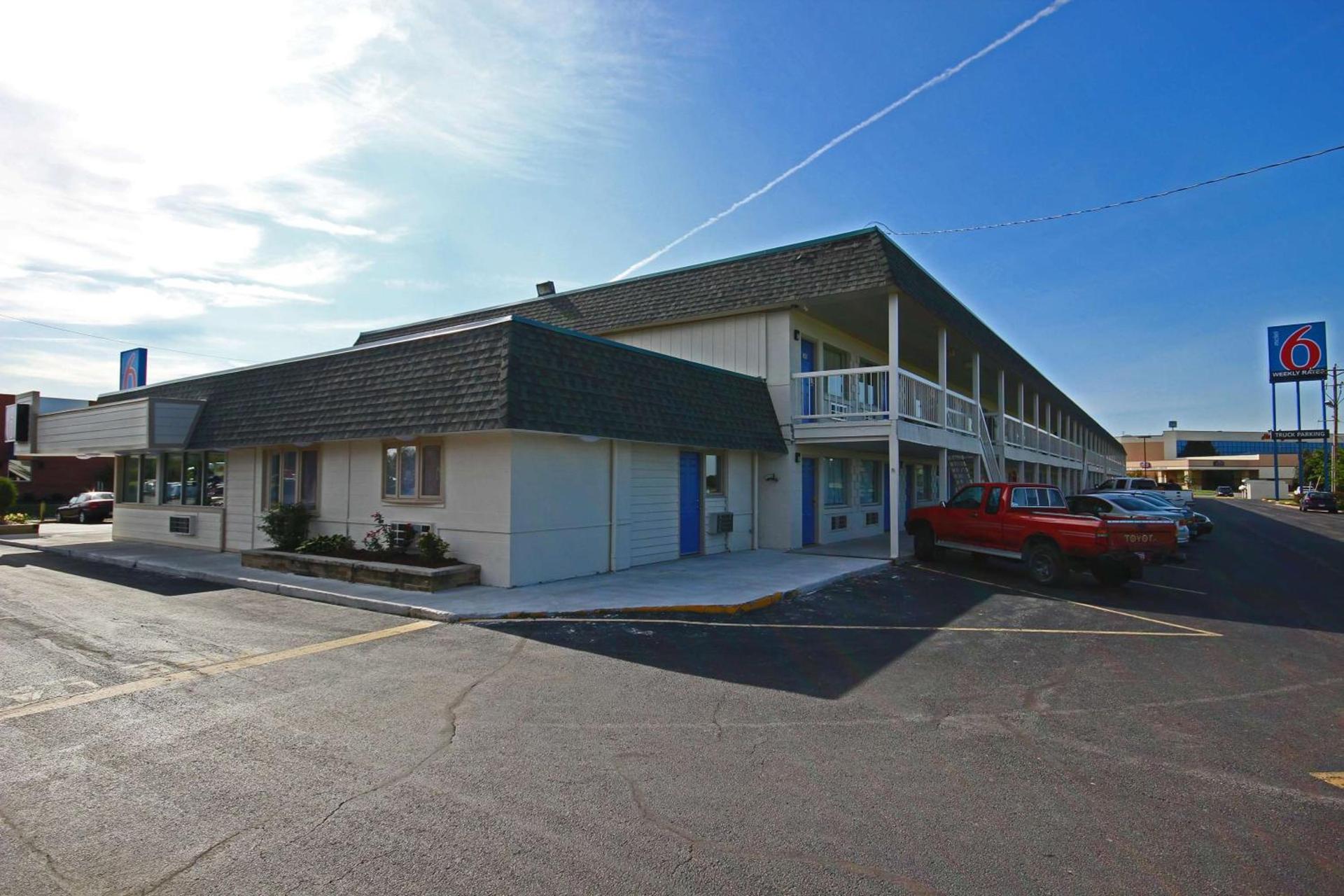 Motel 6-Lima, OH photo 37