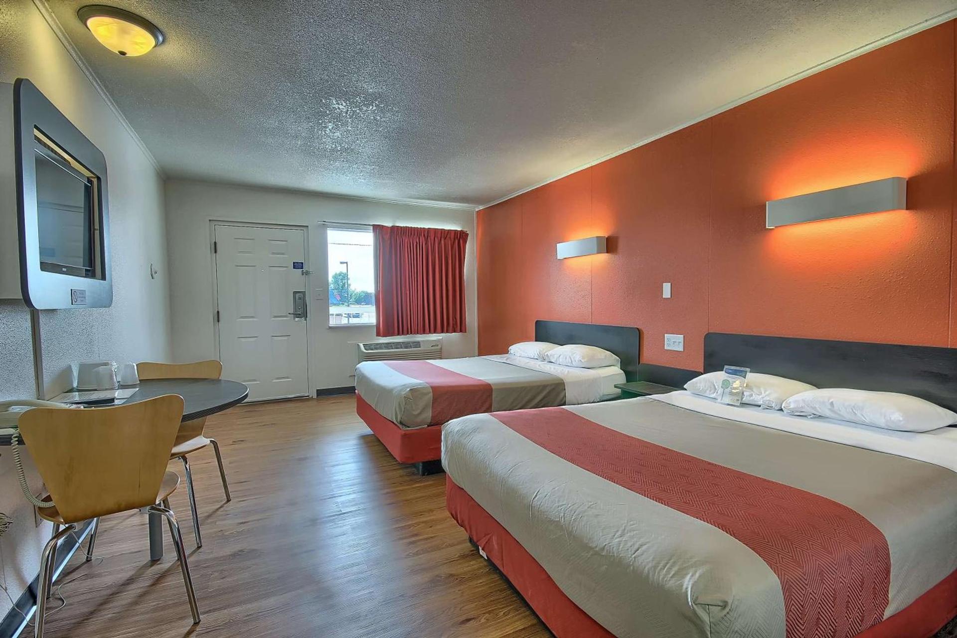 Motel 6-Lima, OH photo 73