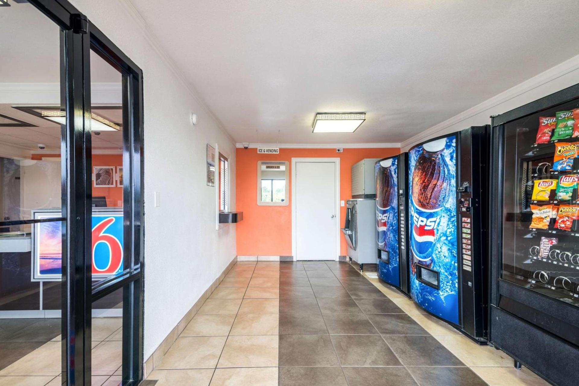 Motel 6-Anniston, AL photo 29