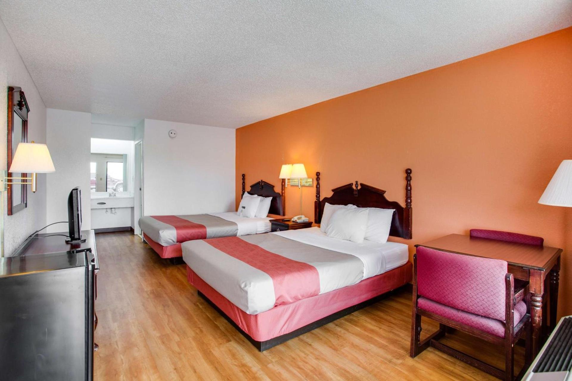 Motel 6-White House, TN photo 47