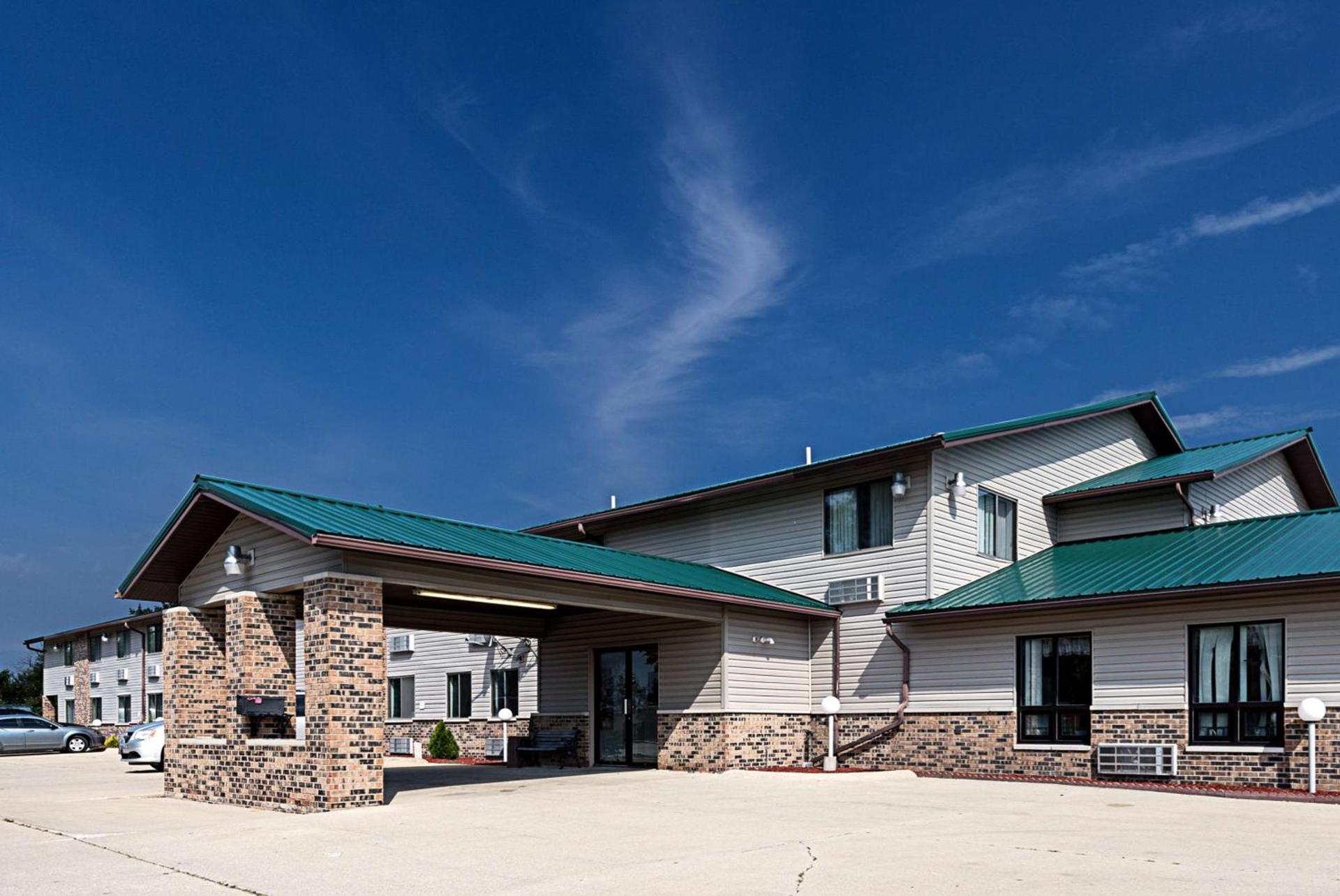 Motel 6-Kewanee, IL photo 1