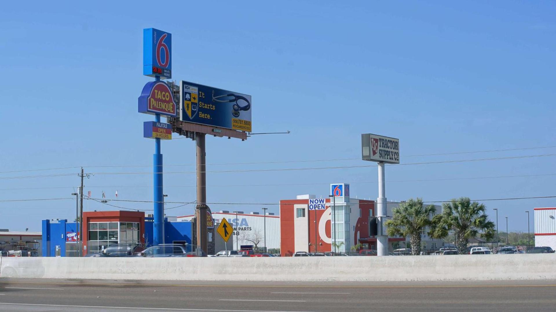 Motel 6-Weslaco, TX photo 73