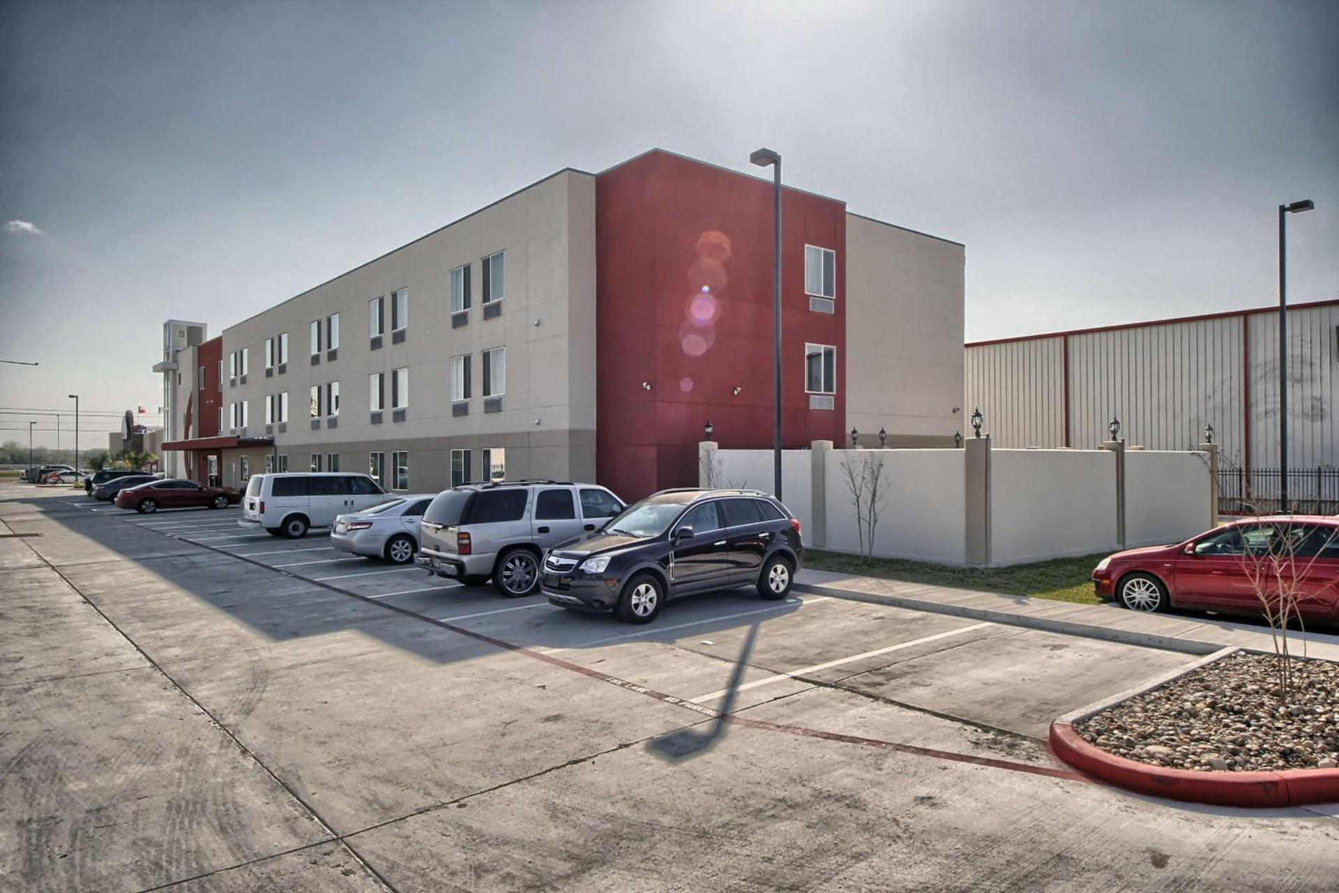 Motel 6-Weslaco, TX photo 70
