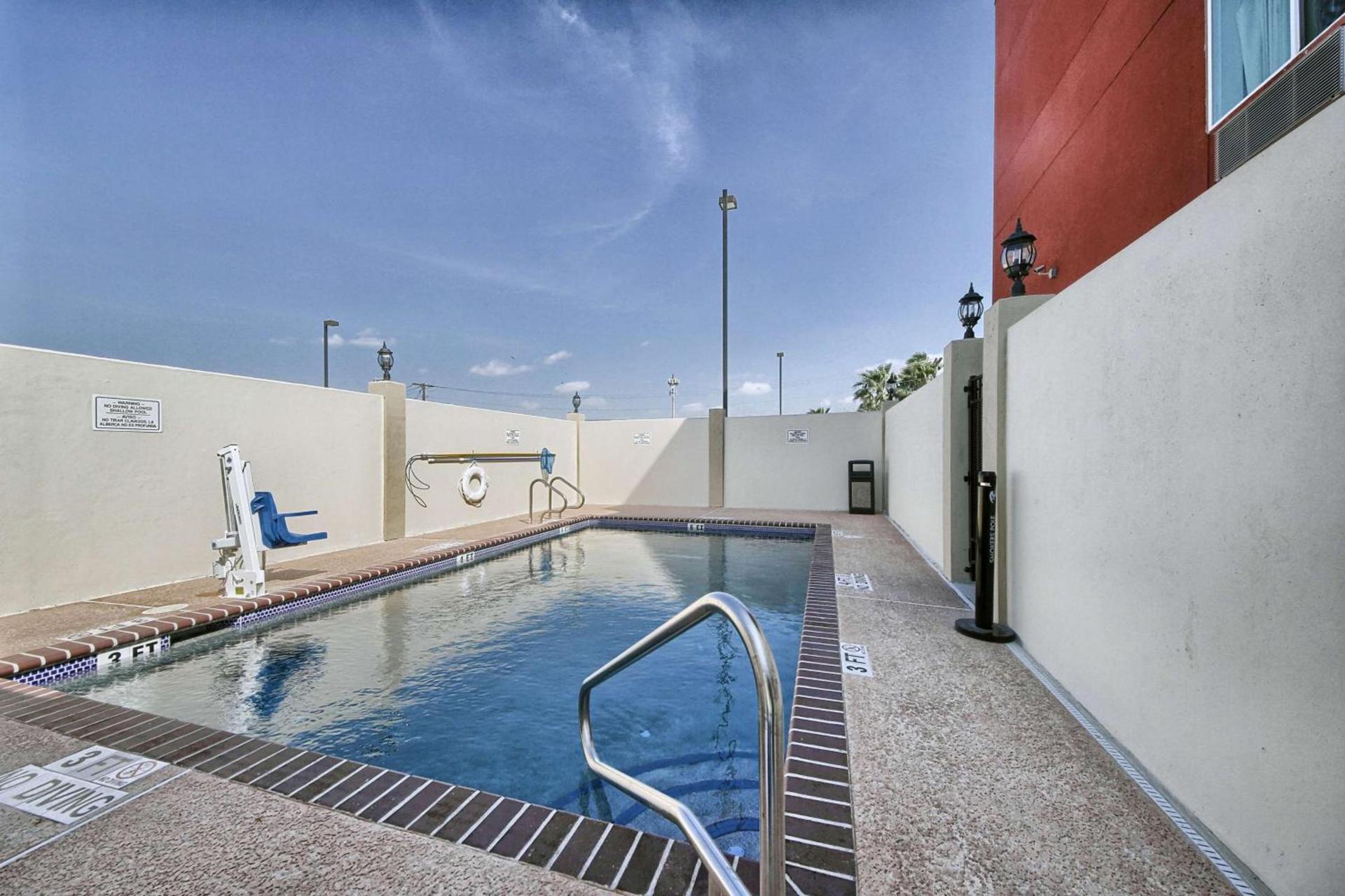 Motel 6-Weslaco, TX photo 50