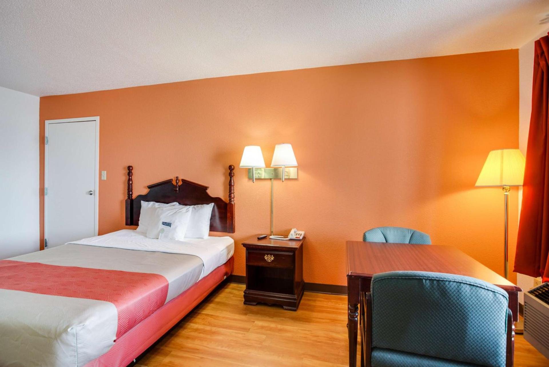 Motel 6-White House, TN photo 63