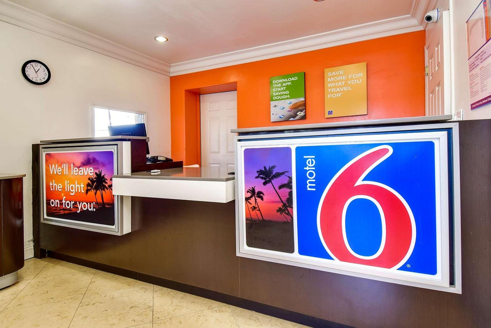 Motel 6 Garden Grove photo 25