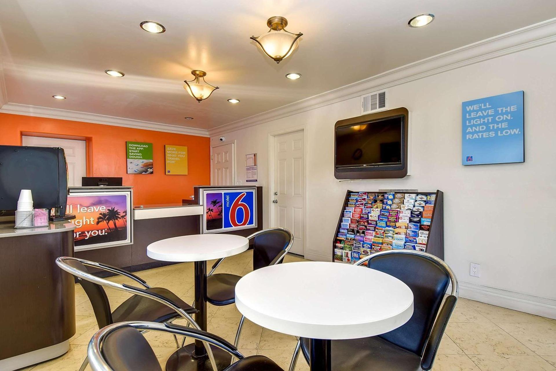 Motel 6 Garden Grove photo 22