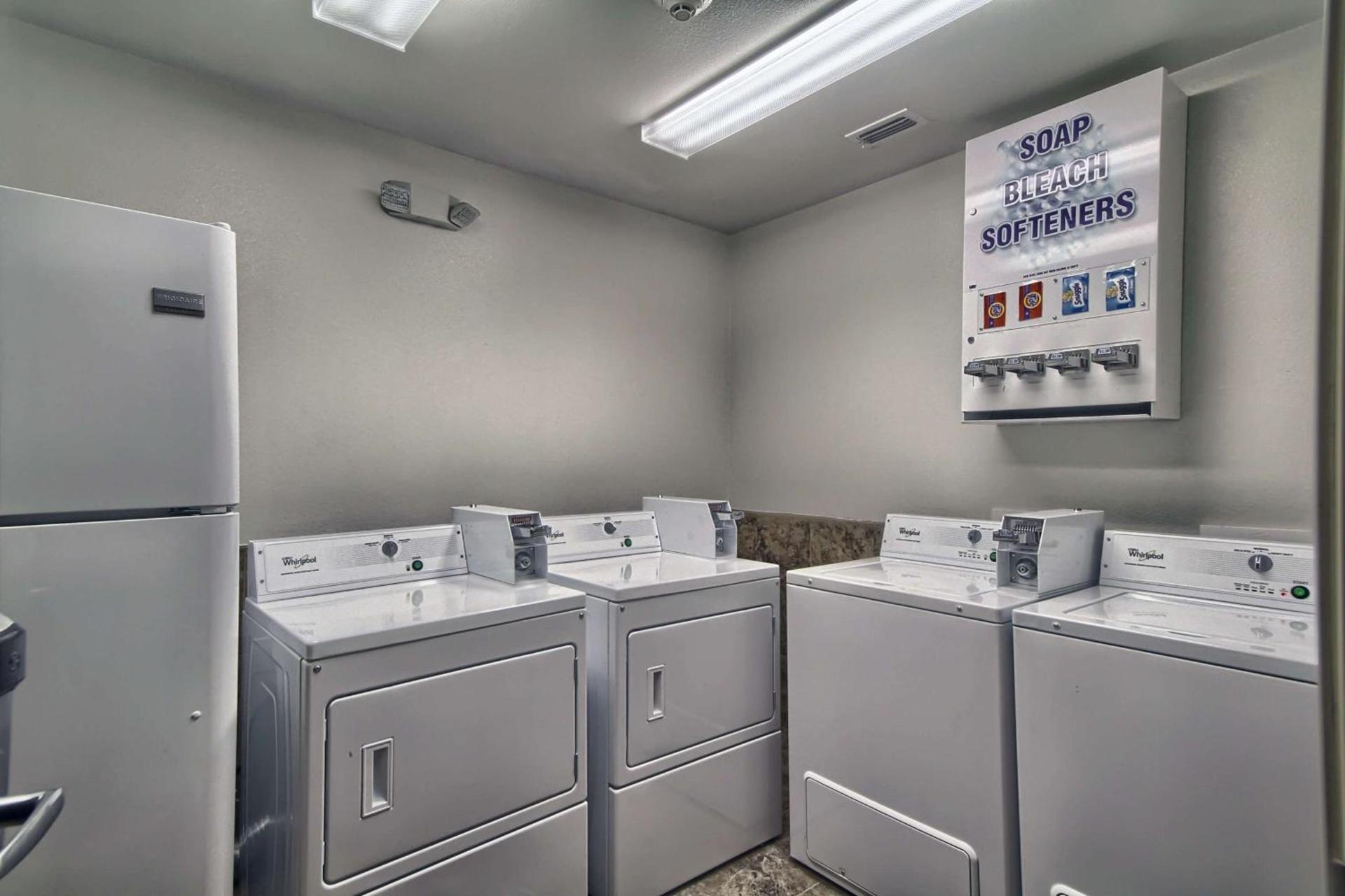 Motel 6-Weslaco, TX photo 46