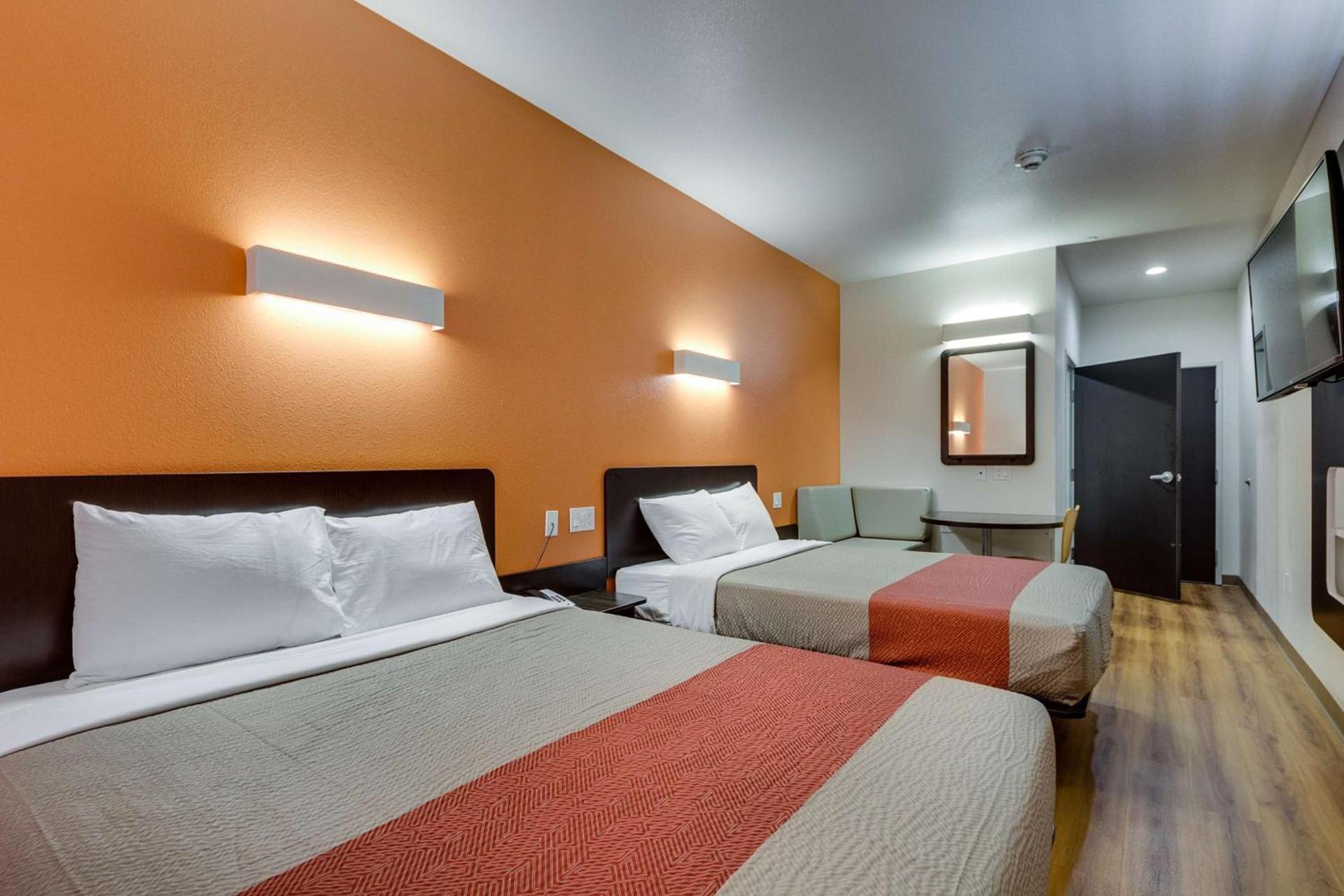 Motel 6-Tulsa, OK photo 96