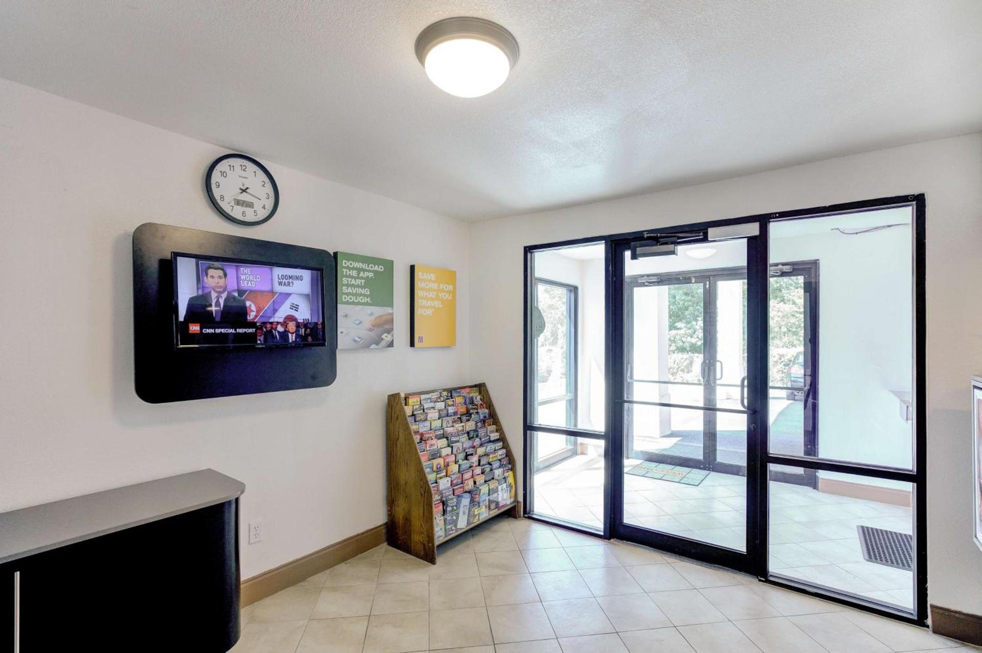 Motel 6-Dallas, TX - South photo 40
