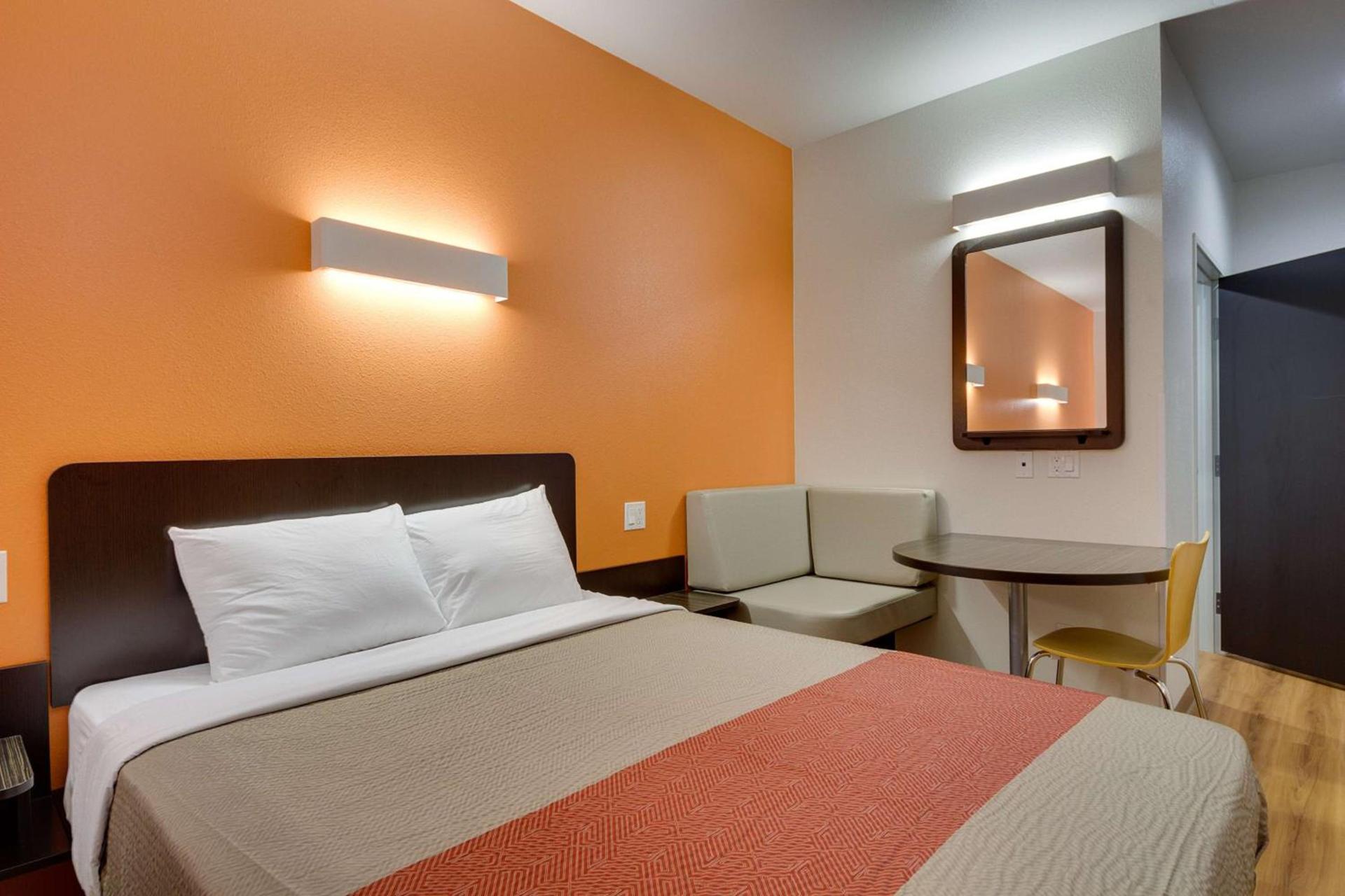 Motel 6-Tulsa, OK photo 85