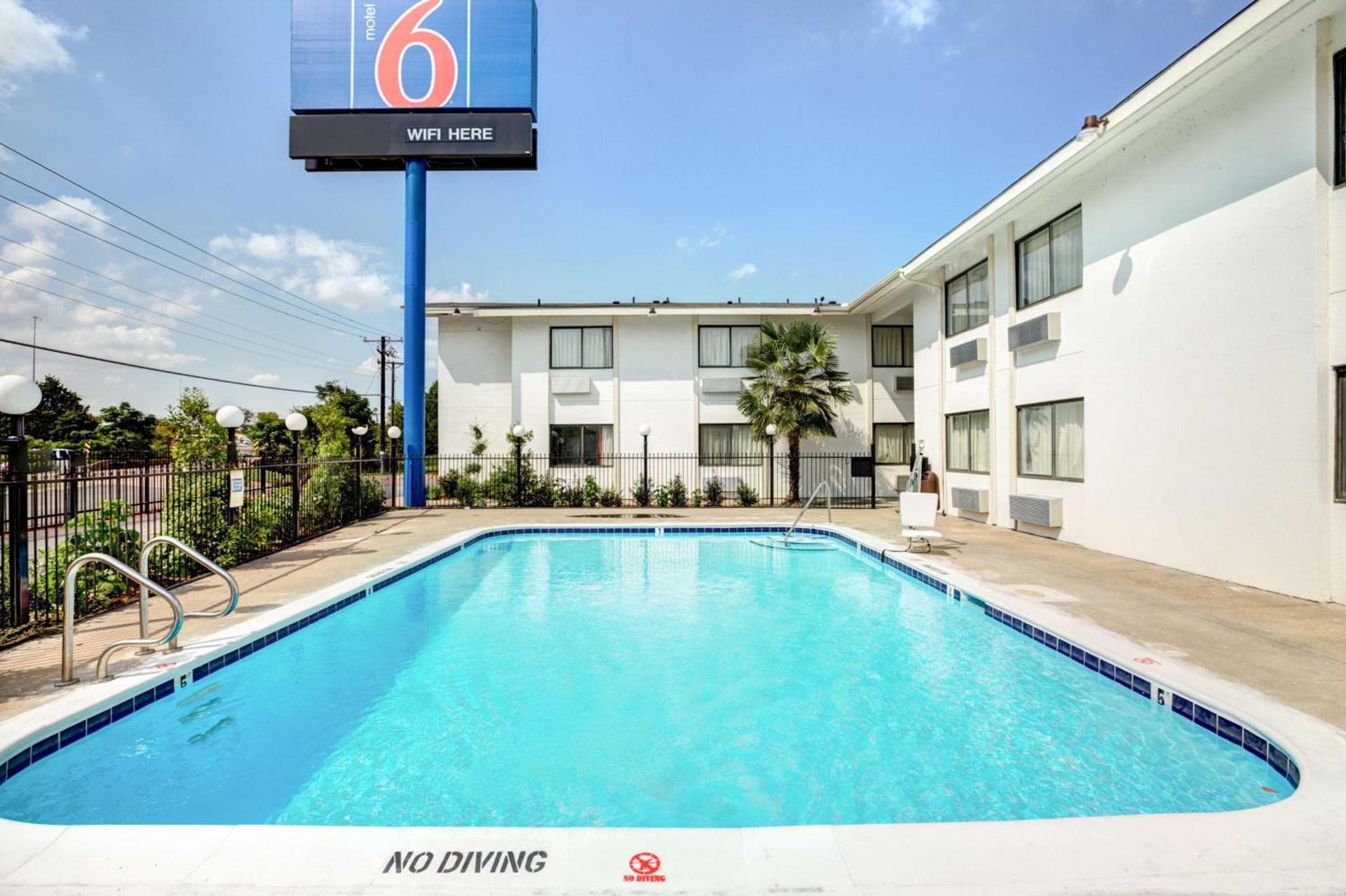 Motel 6-Dallas, TX - South photo 42