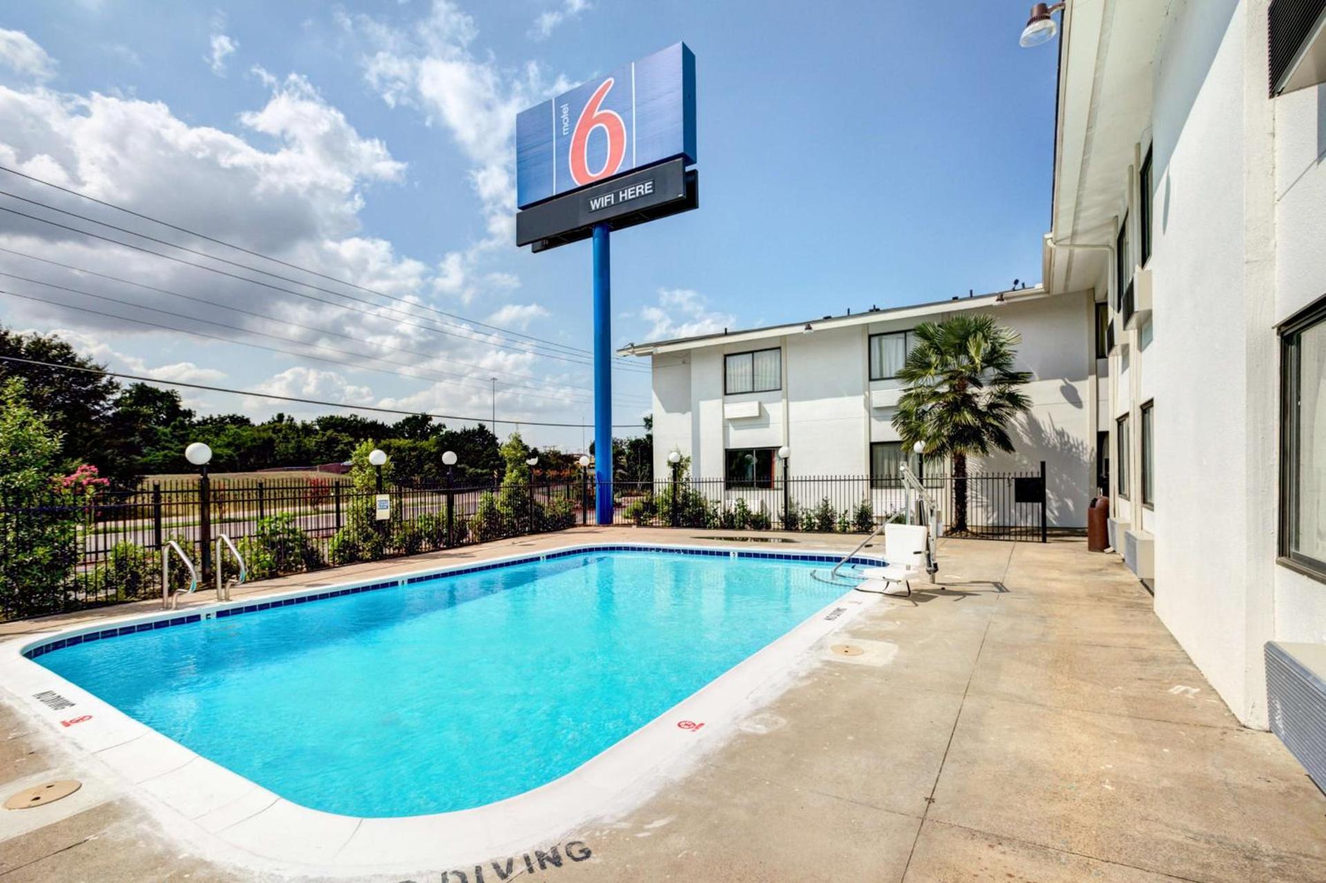 Motel 6-Dallas, TX - South photo 43