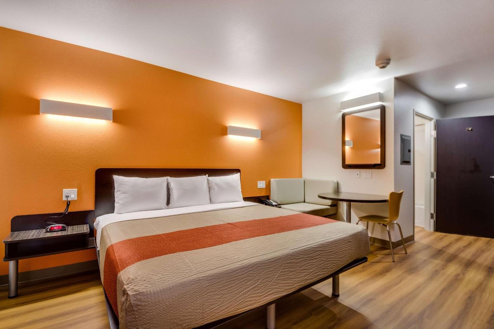Motel 6-Tulsa, OK photo 82