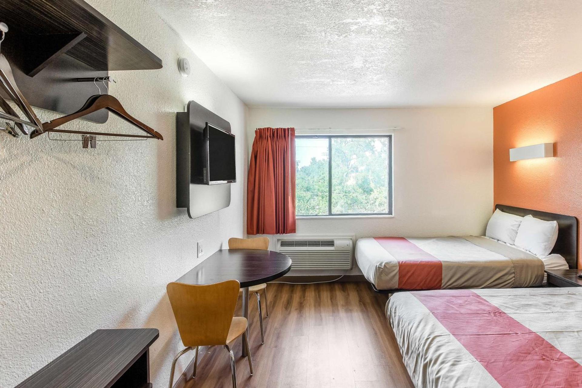 Motel 6-Dallas, TX - South photo 45