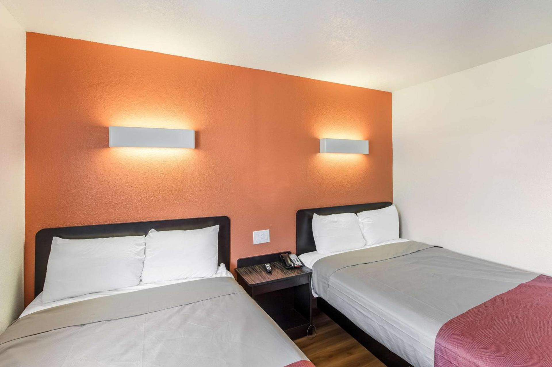 Motel 6-Dallas, TX - South photo 47