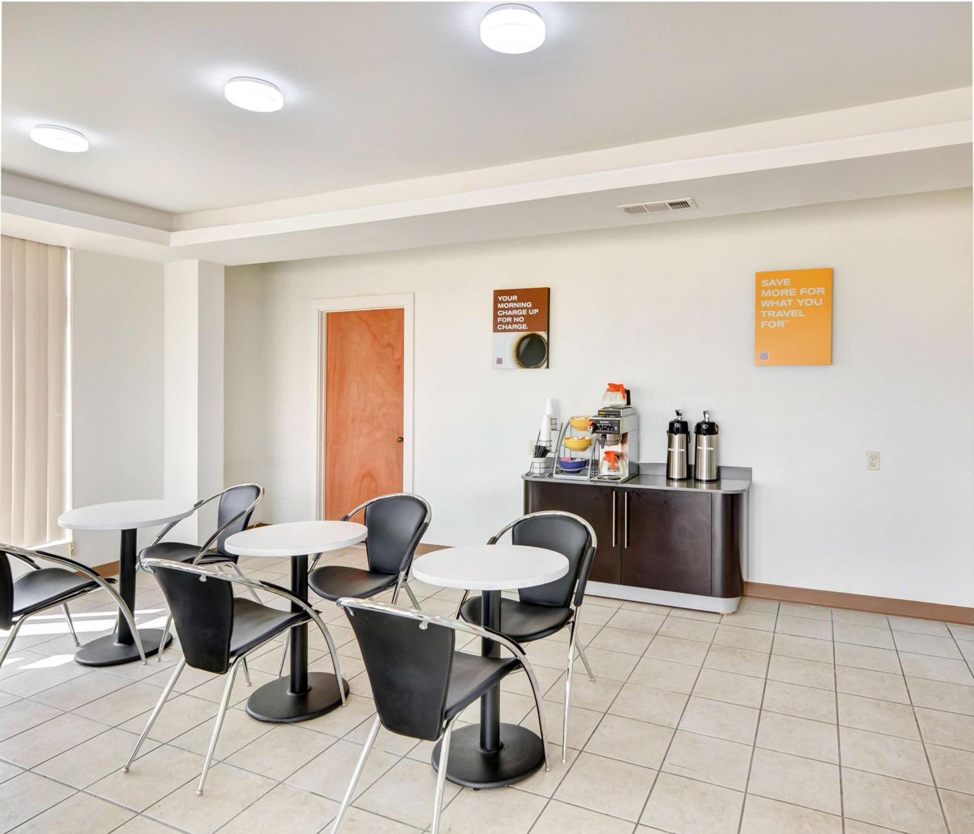 Motel 6-Lindale, TX photo 47