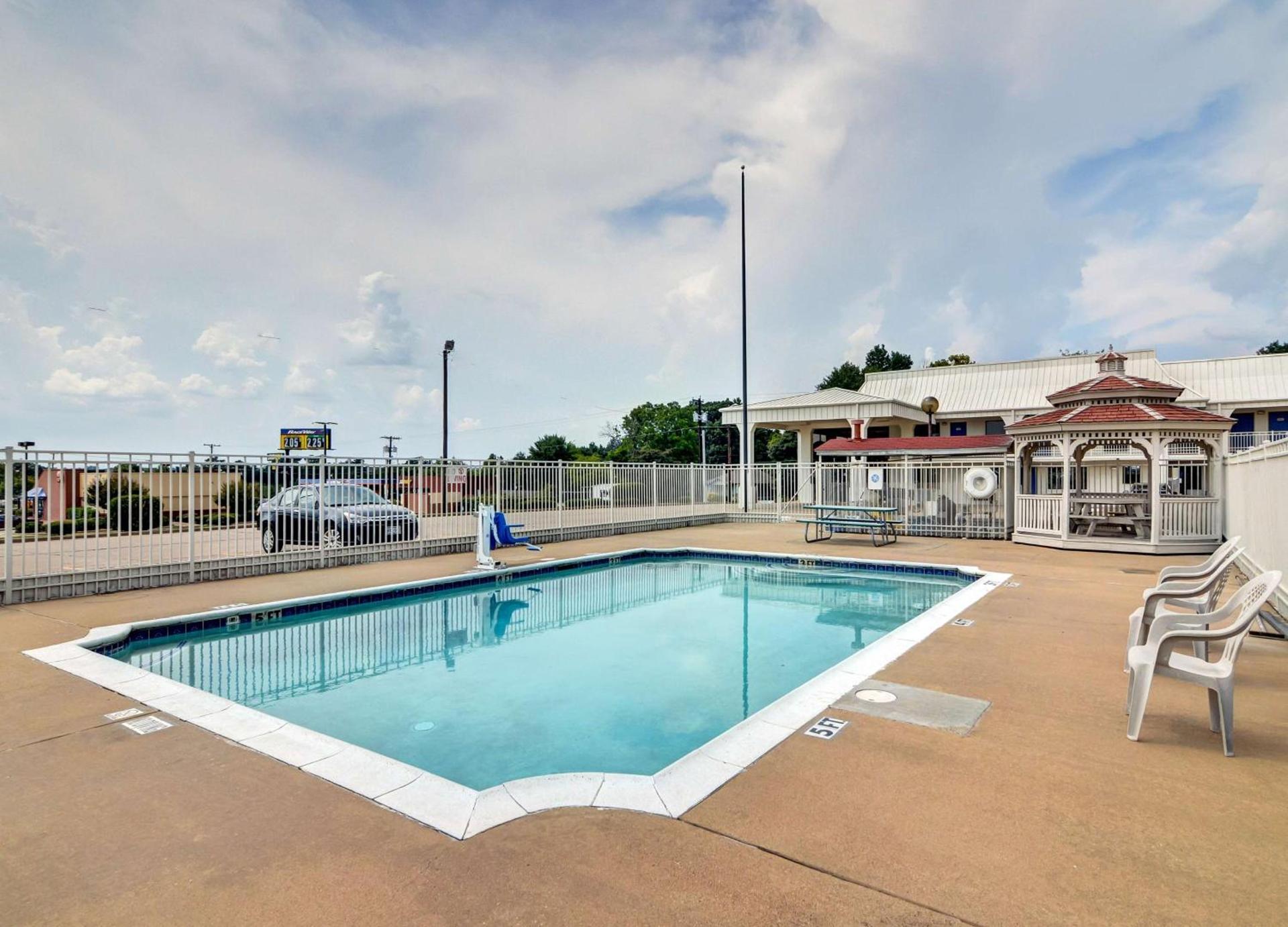 Motel 6-Lindale, TX photo 38