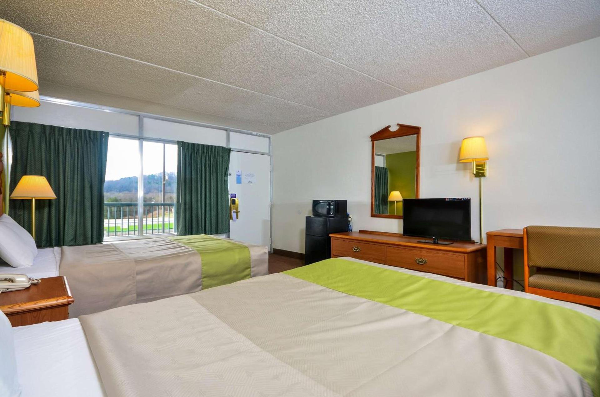 Motel 6-Pulaski, TN photo 51
