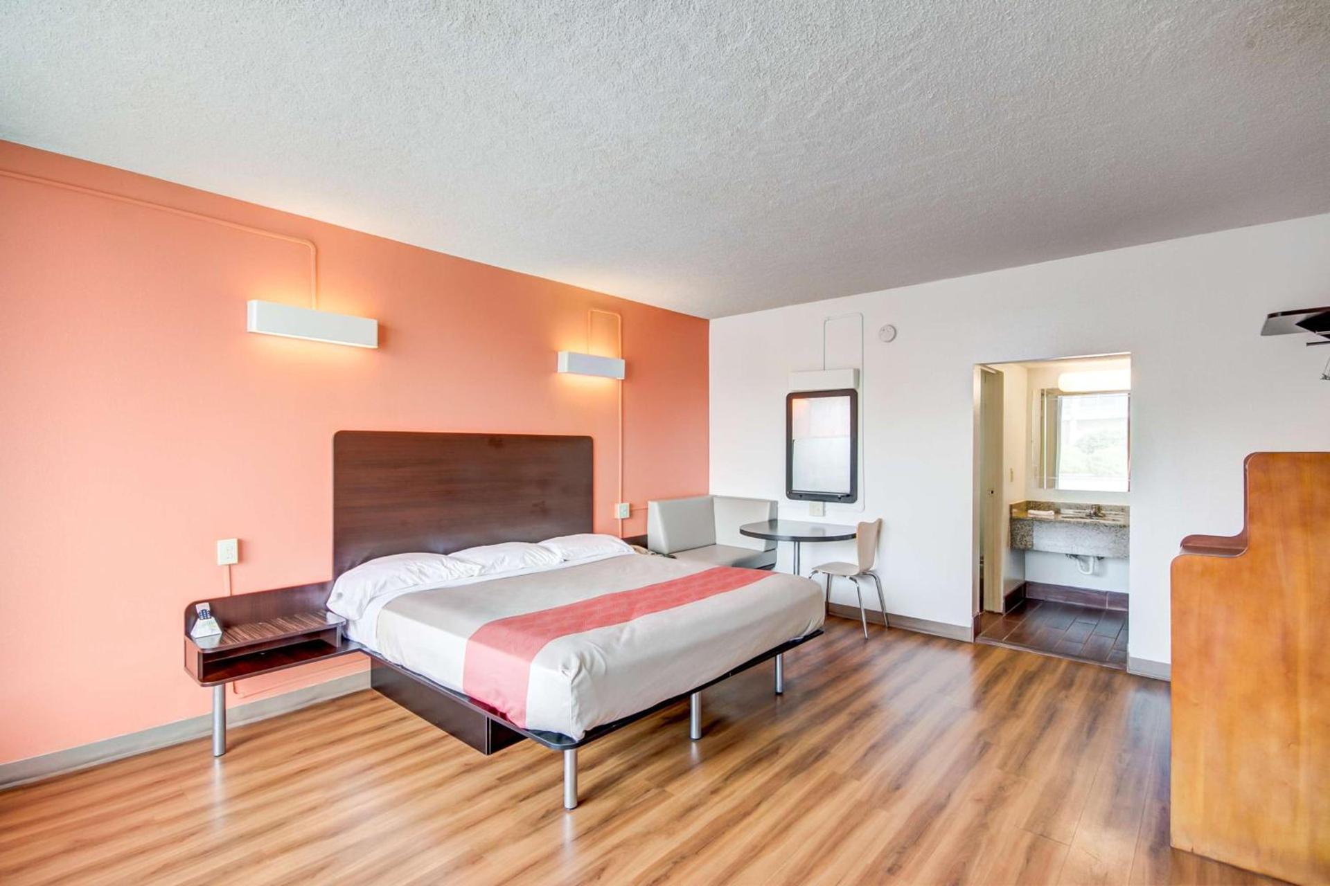 Motel 6-Somerset, KY photo 40