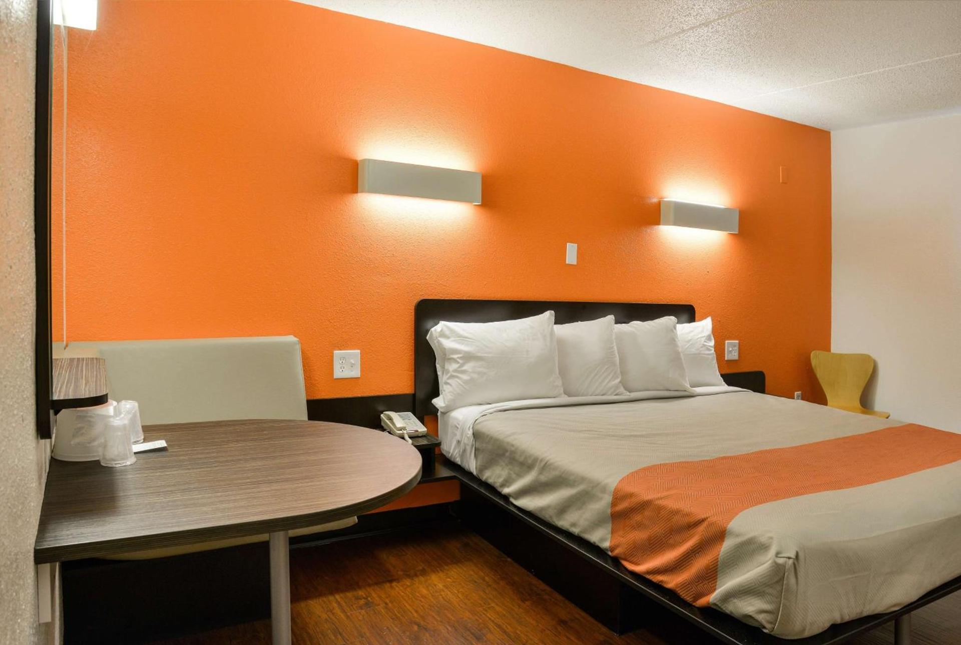 Motel 6-Toledo, OH photo 46