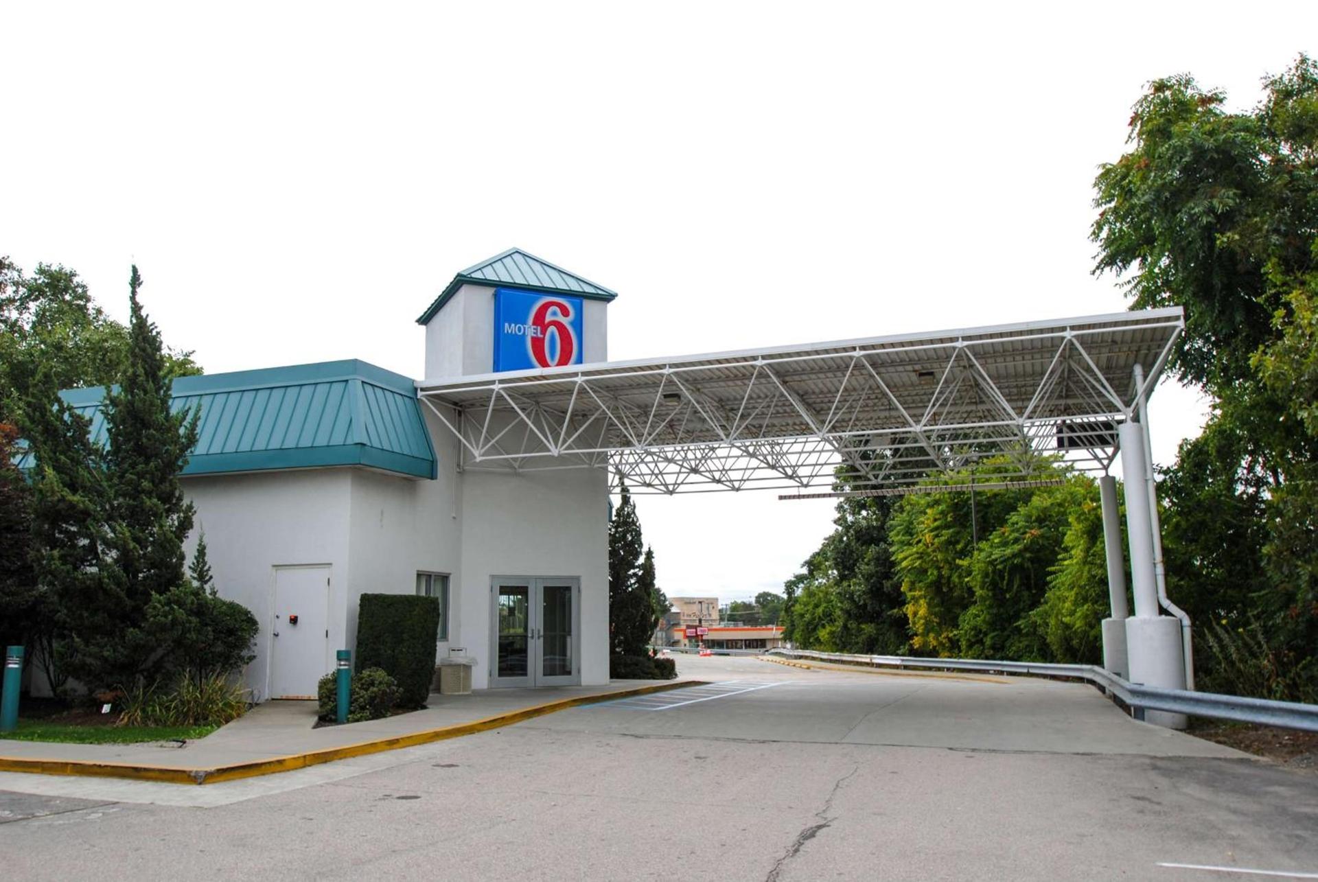 Motel 6-Warwick, RI - Providence Airport - I-95 — hotel in Warwick