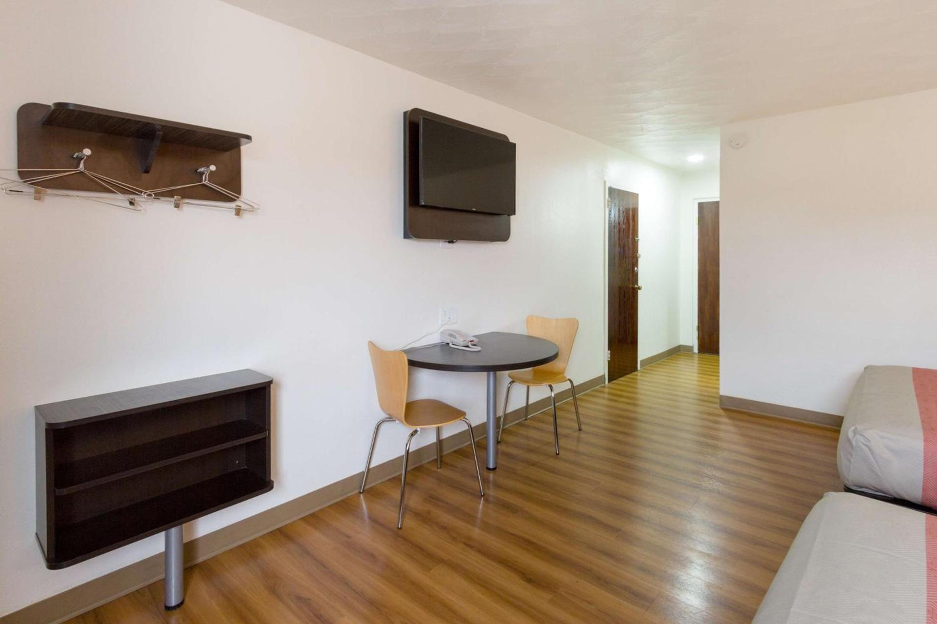Motel 6-Sidney, OH photo 21
