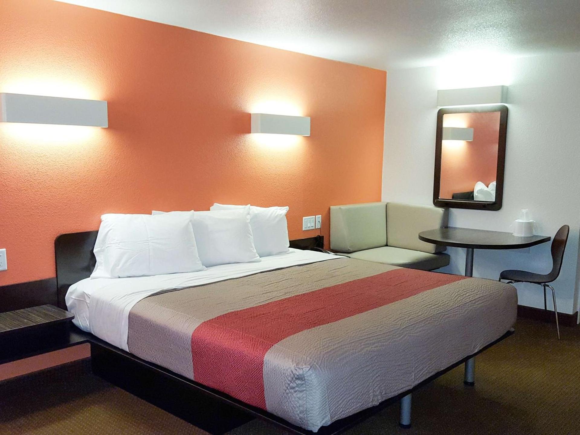 Motel 6-Erie, PA photo 46
