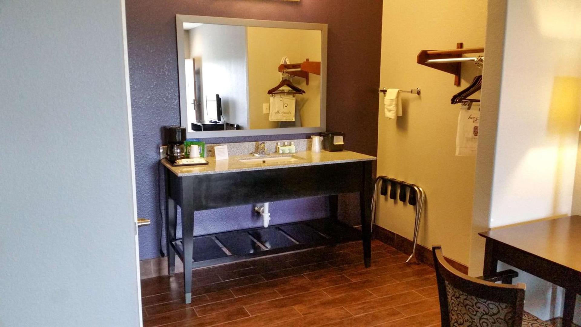 Studio 6-Beeville, TX photo 24