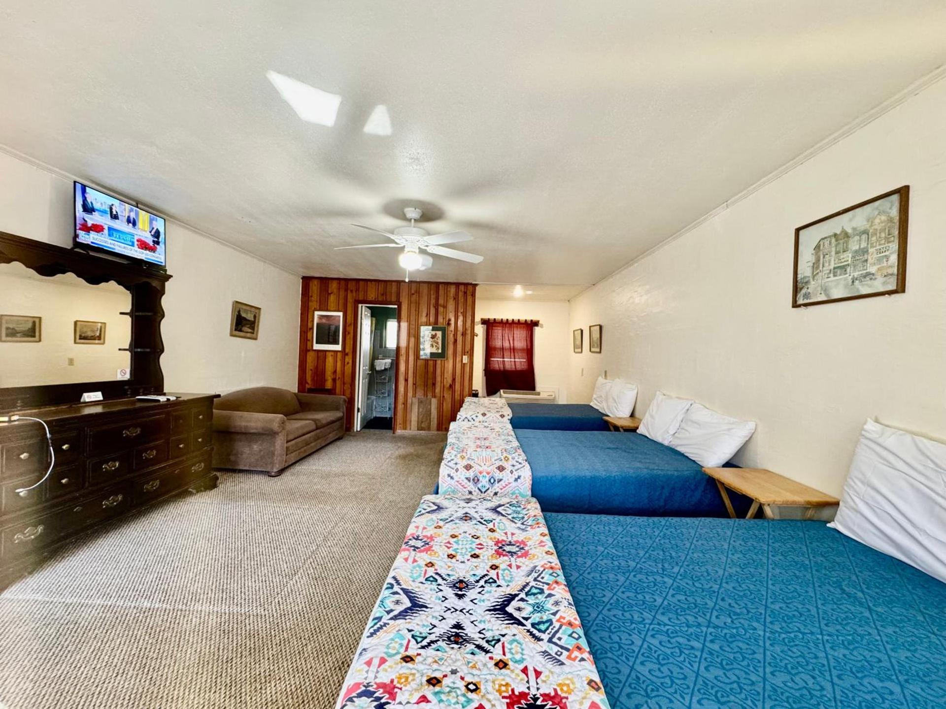 Parkview Lodge & Cabins photo 28