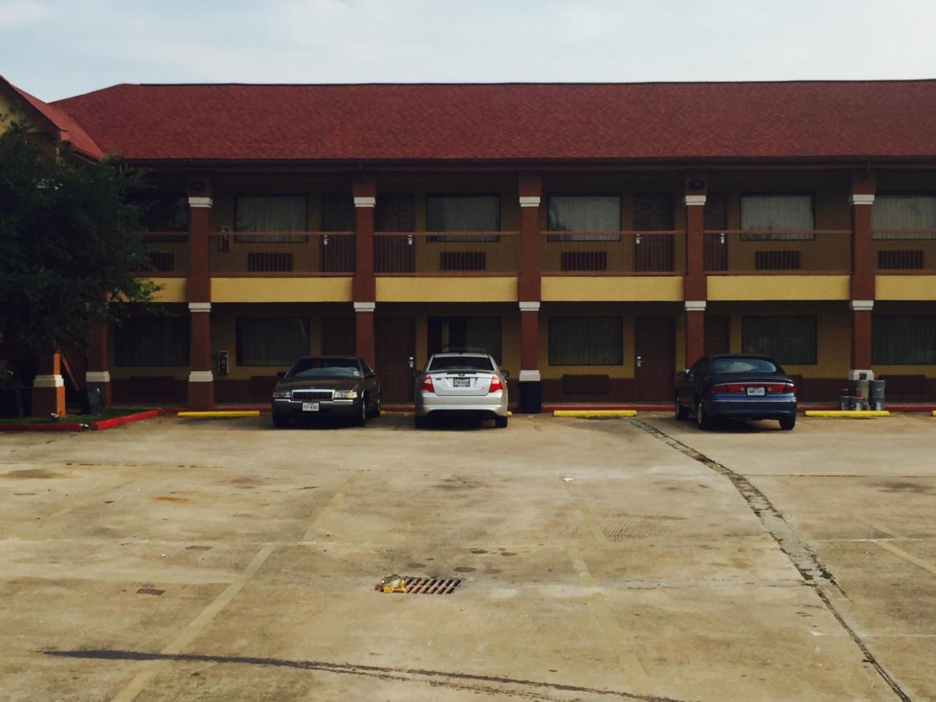 Scottish Inn & Suites Hobby Airport photo 7
