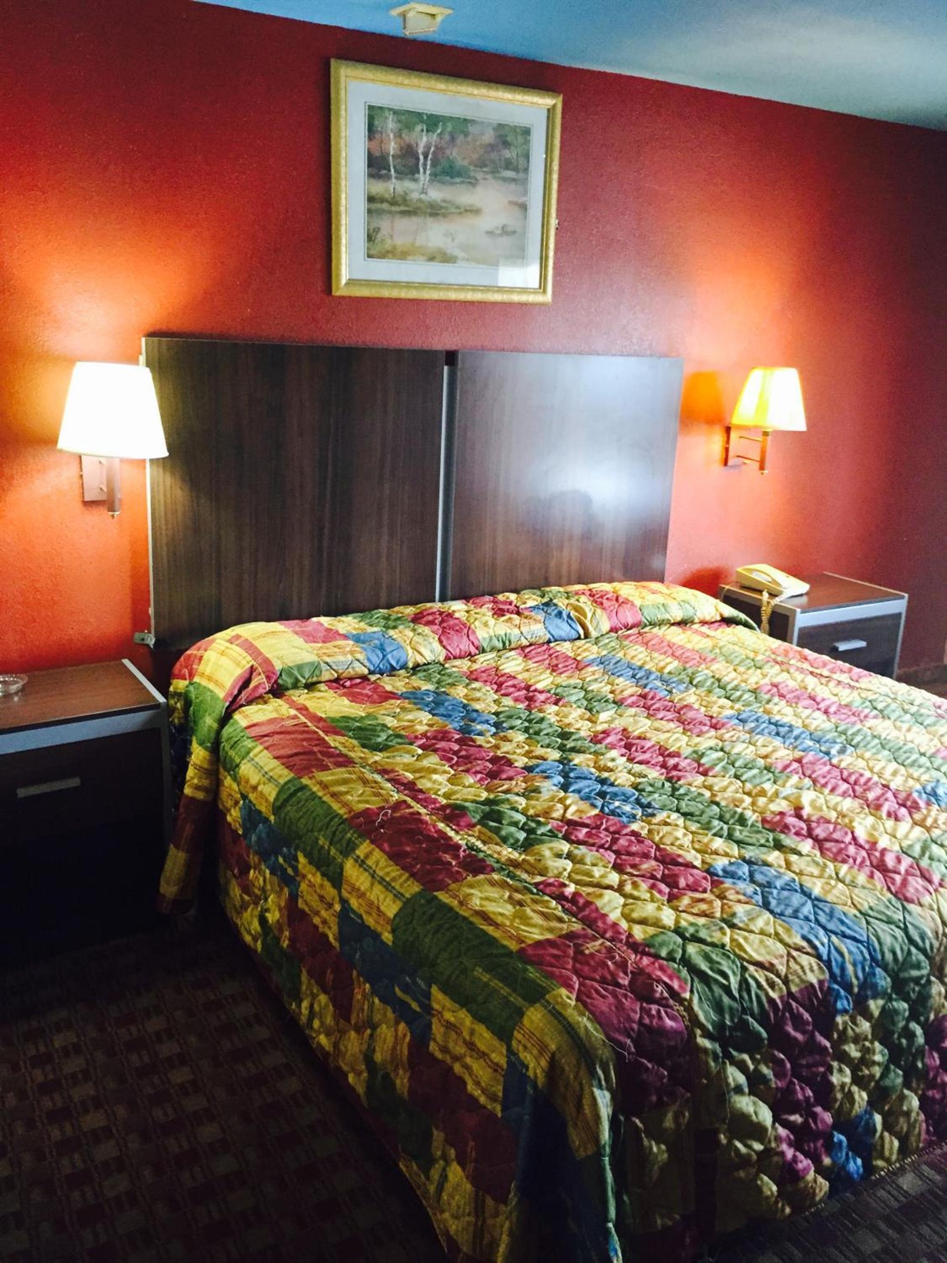 Scottish Inn & Suites Hobby Airport photo 12