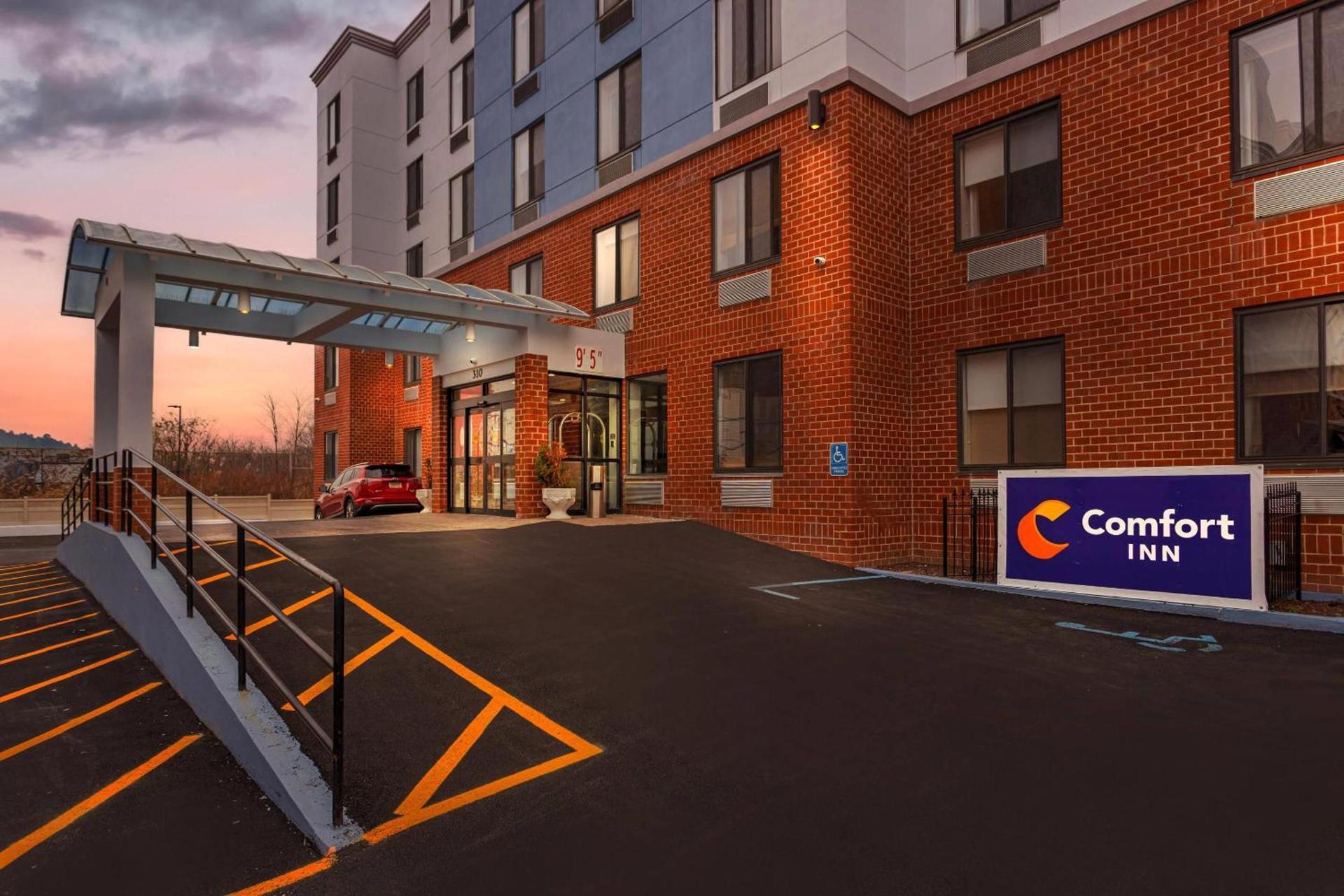 Comfort Inn Staten Island photo 29