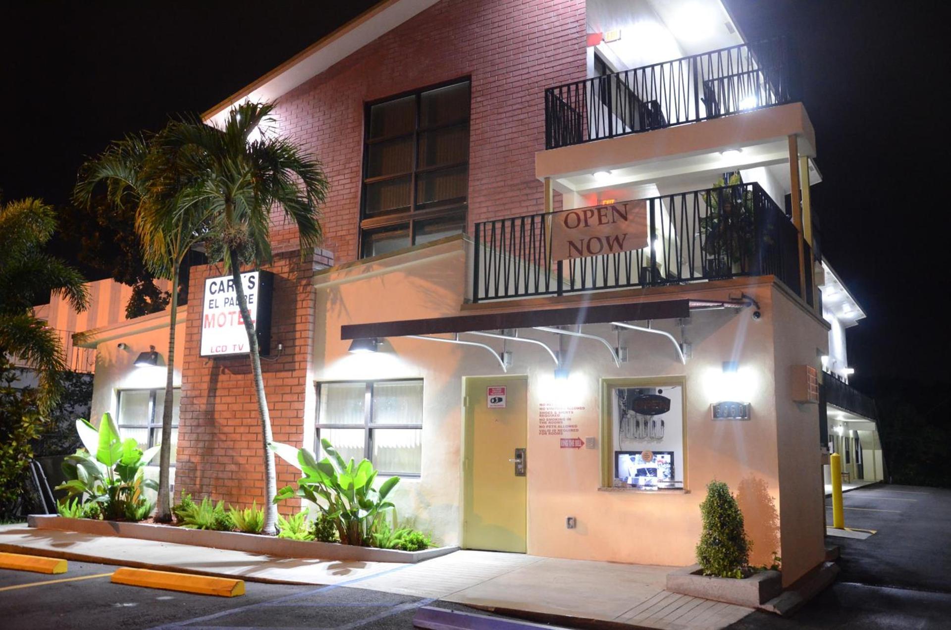 Carl's El Padre Motel photo 2