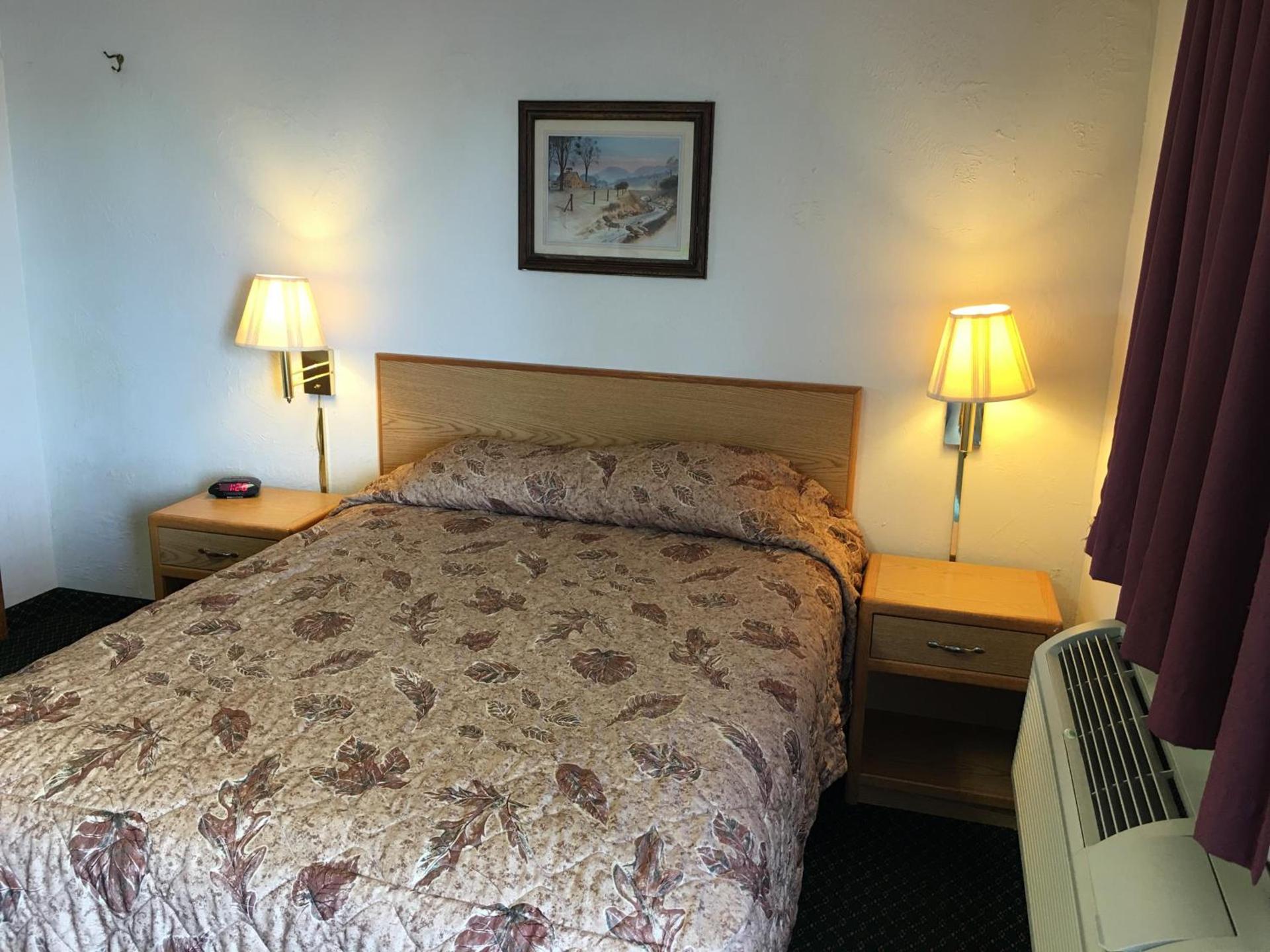 Umatilla Inn & Suites photo 43