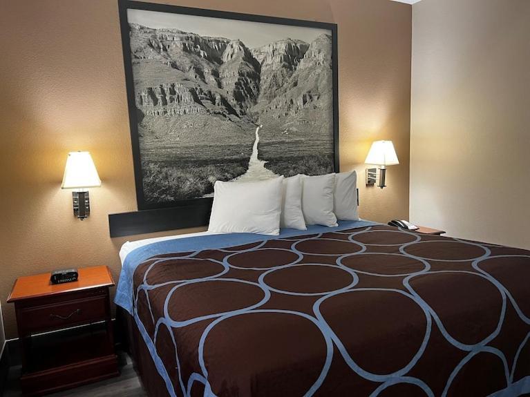 Hotel Piney Woods photo 3