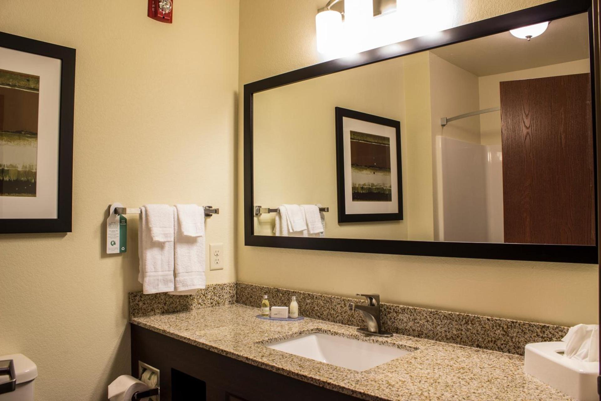Cobblestone Hotel & Suites - Chippewa Falls photo 38
