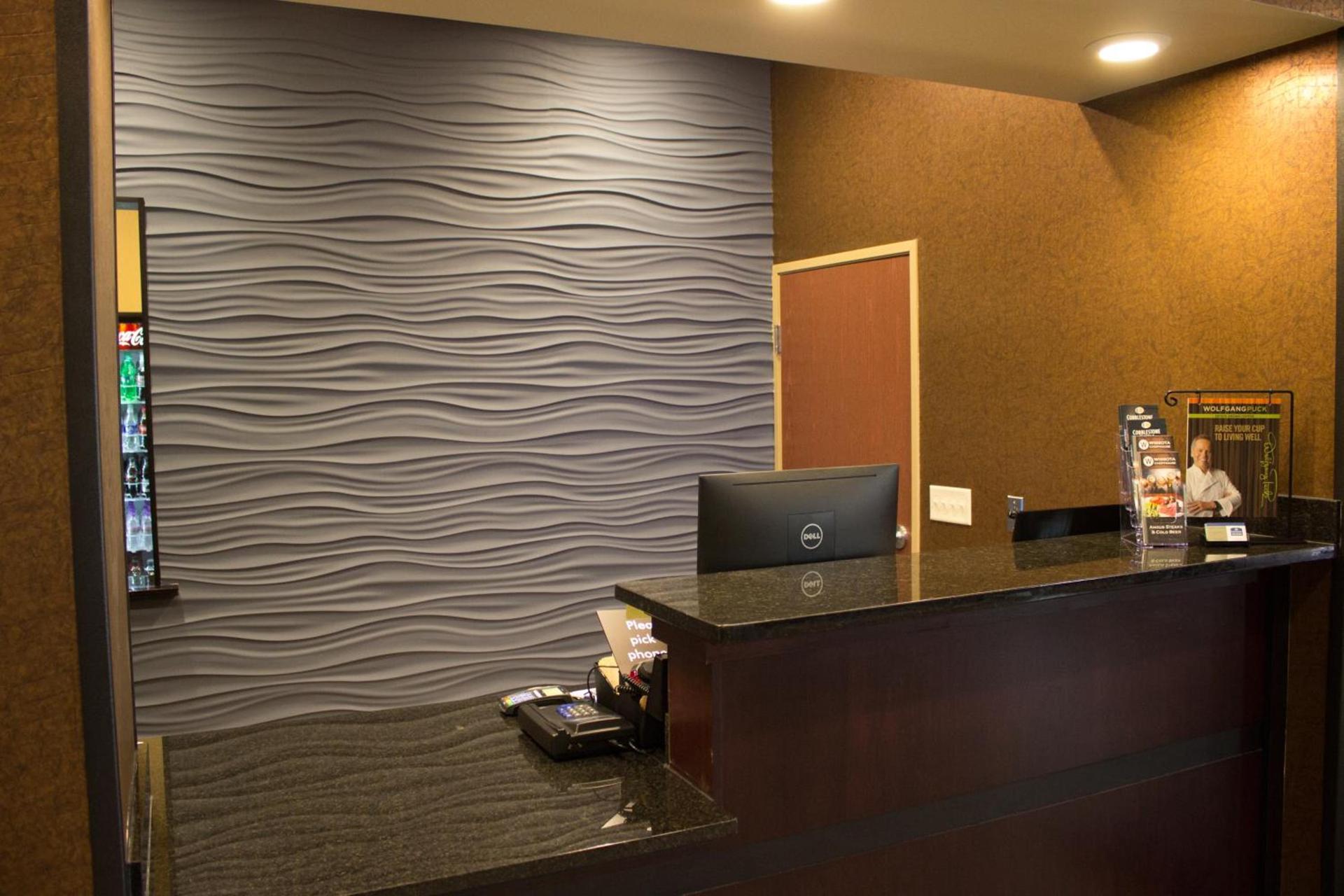 Cobblestone Hotel & Suites - Chippewa Falls photo 51