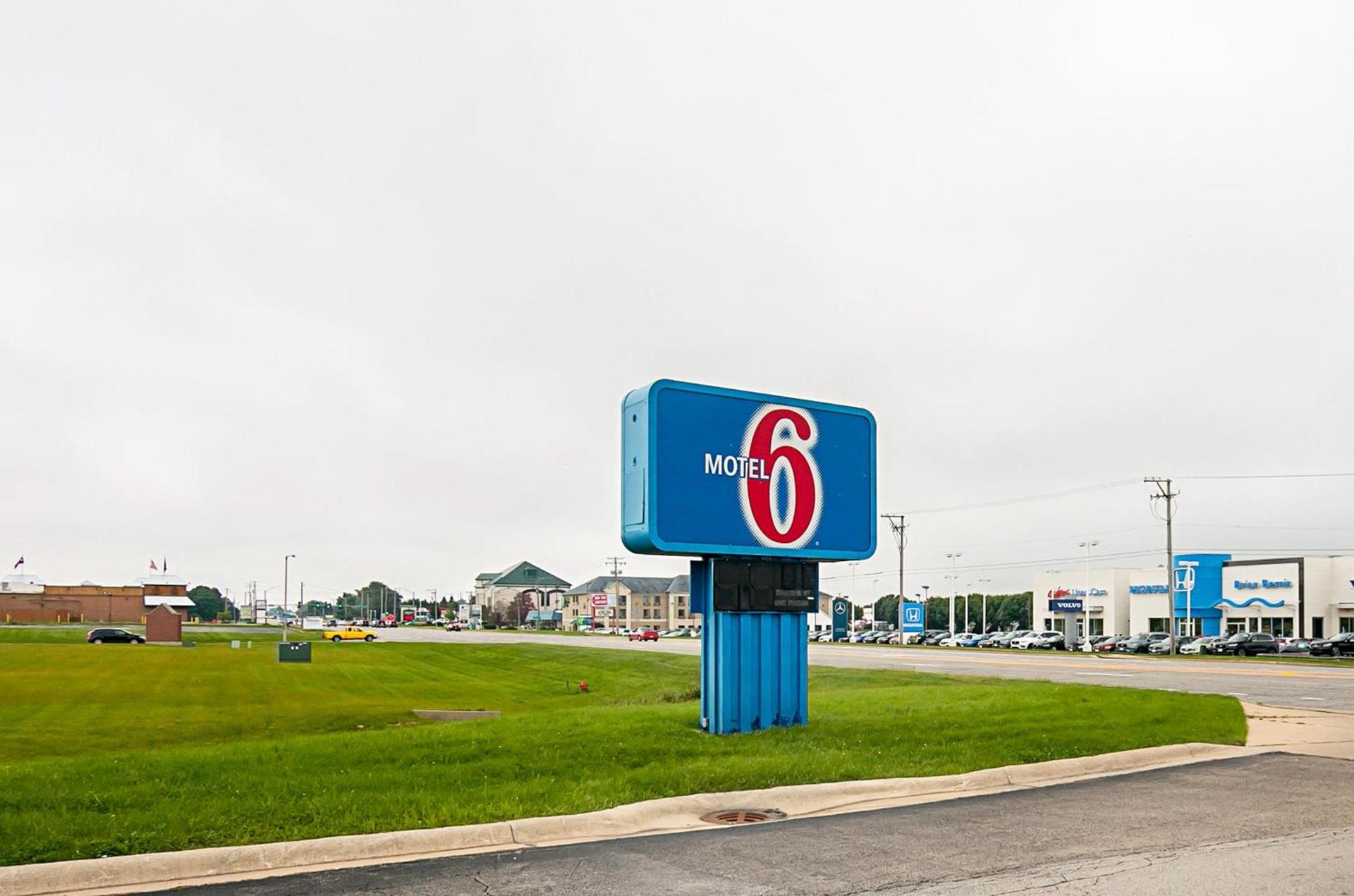 Motel 6-Sycamore, IL photo 4
