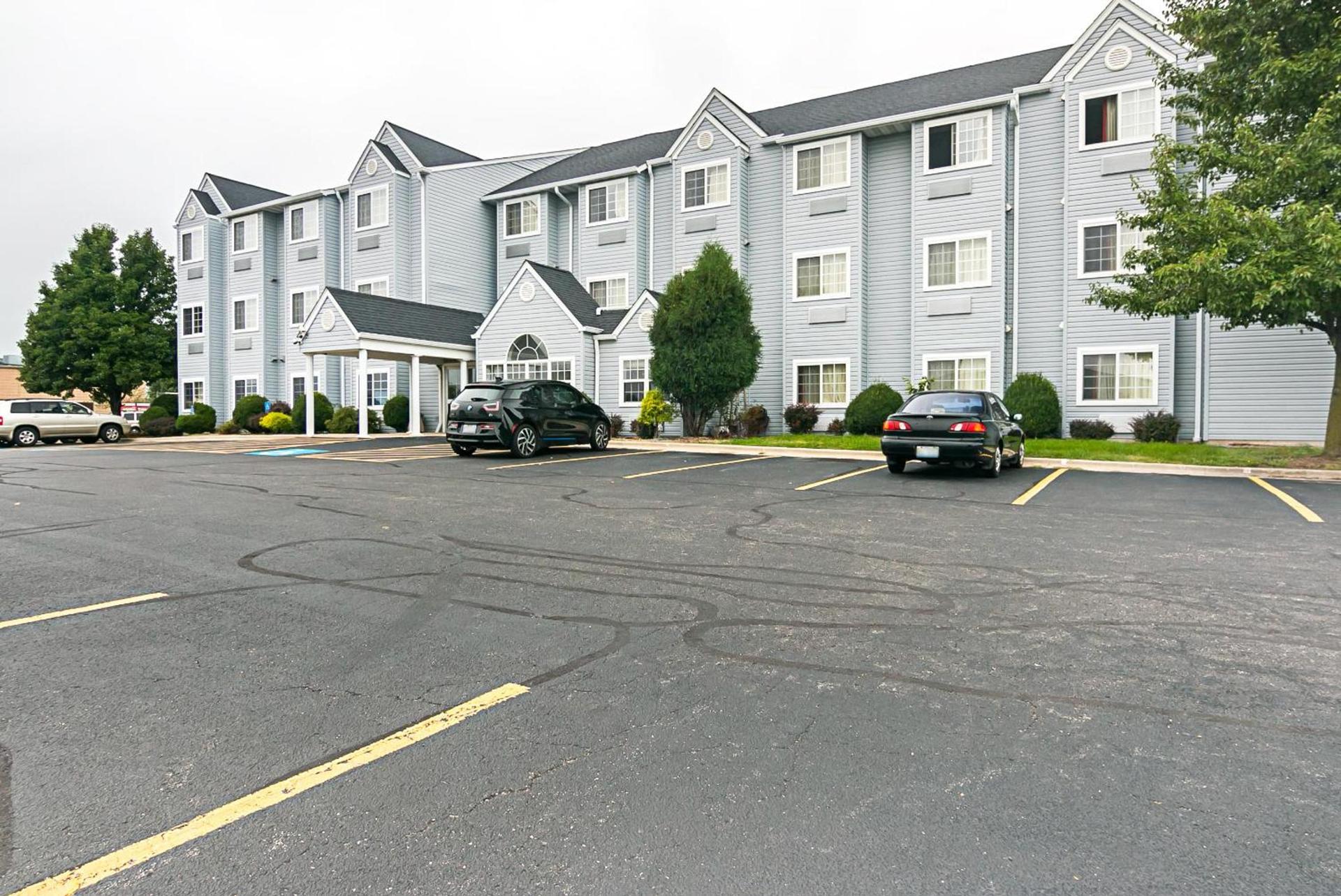 Motel 6-Sycamore, IL photo 3
