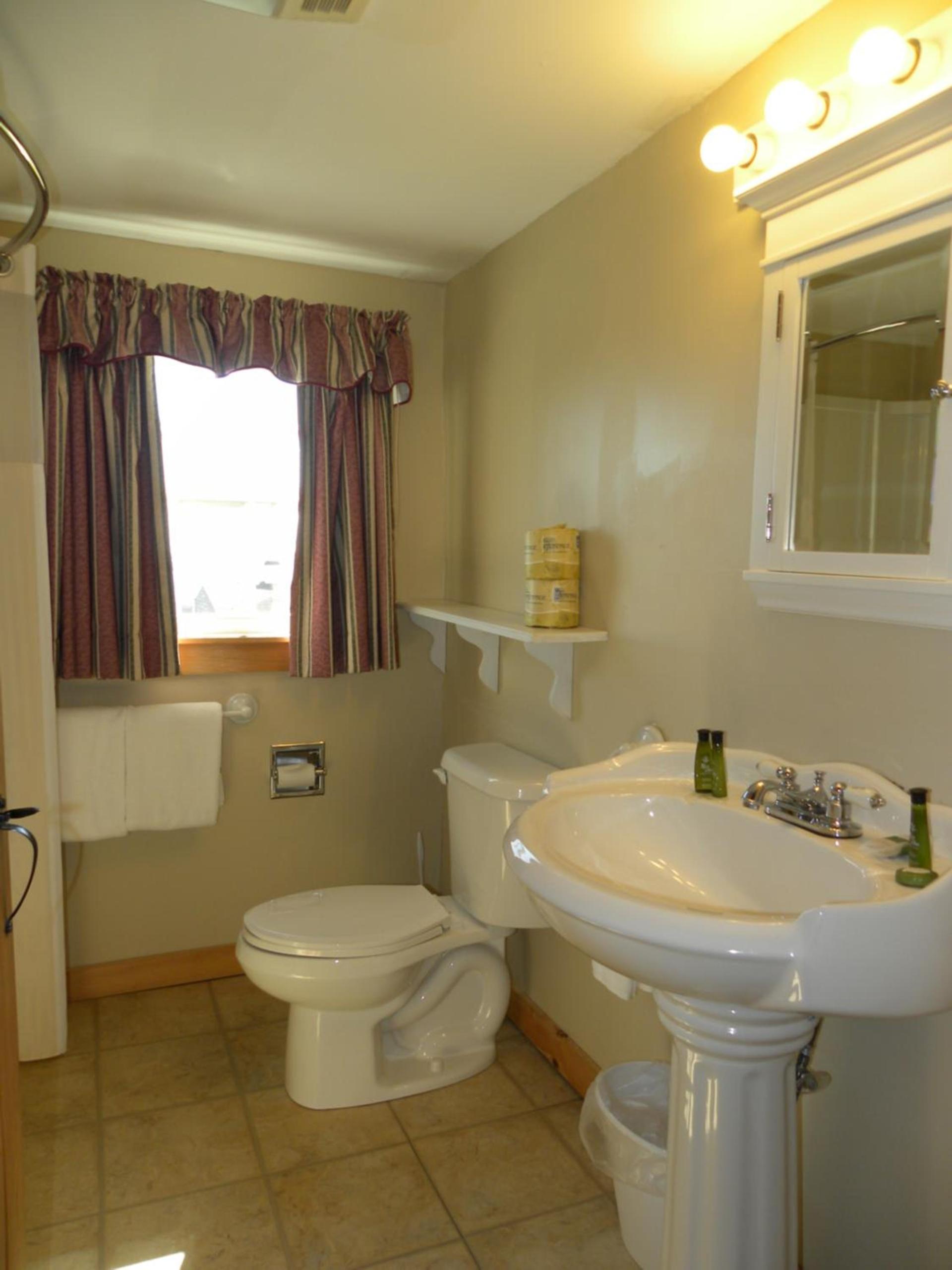 Colonial Gables Oceanfront Village photo 44