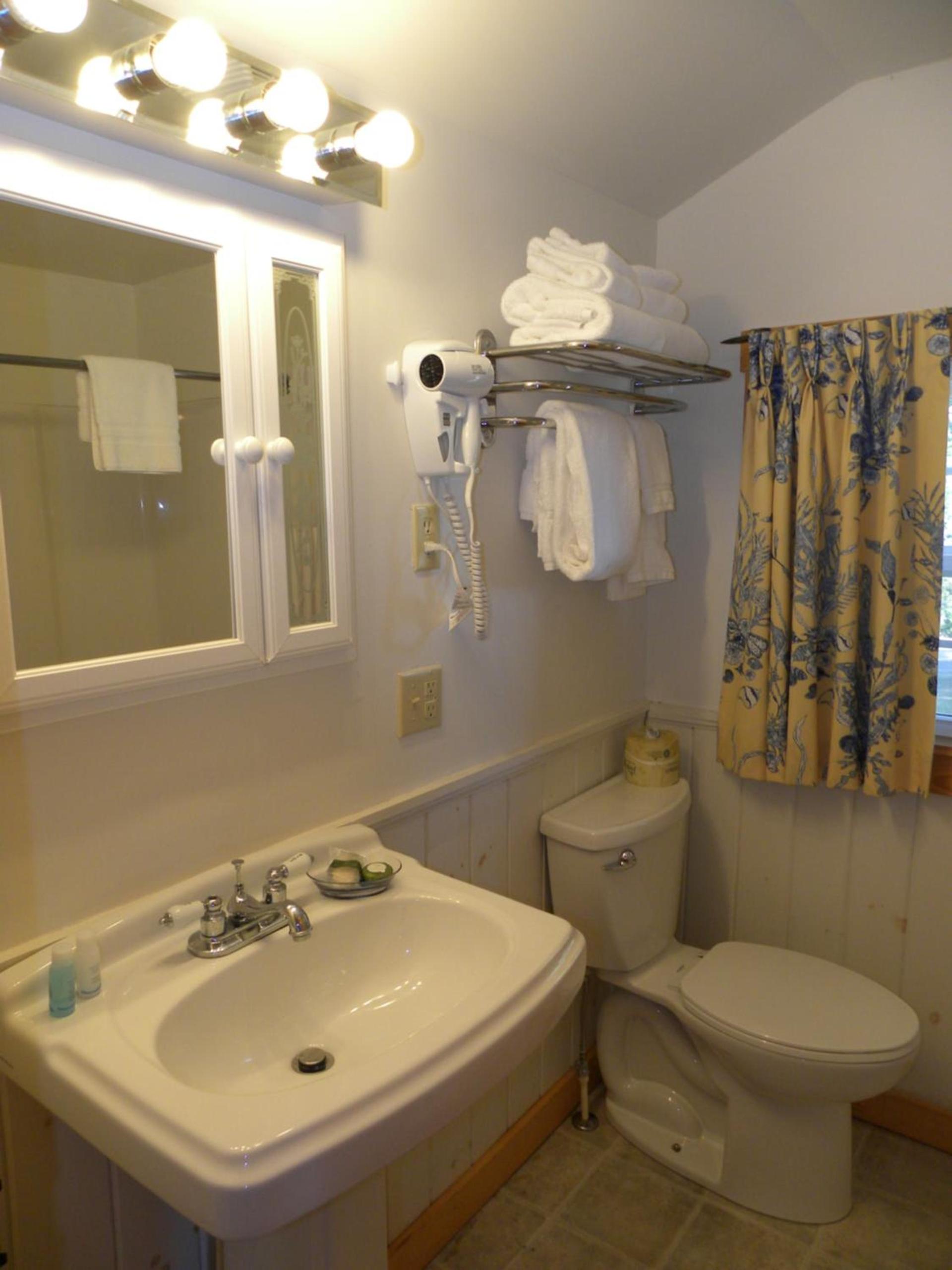 Colonial Gables Oceanfront Village photo 37