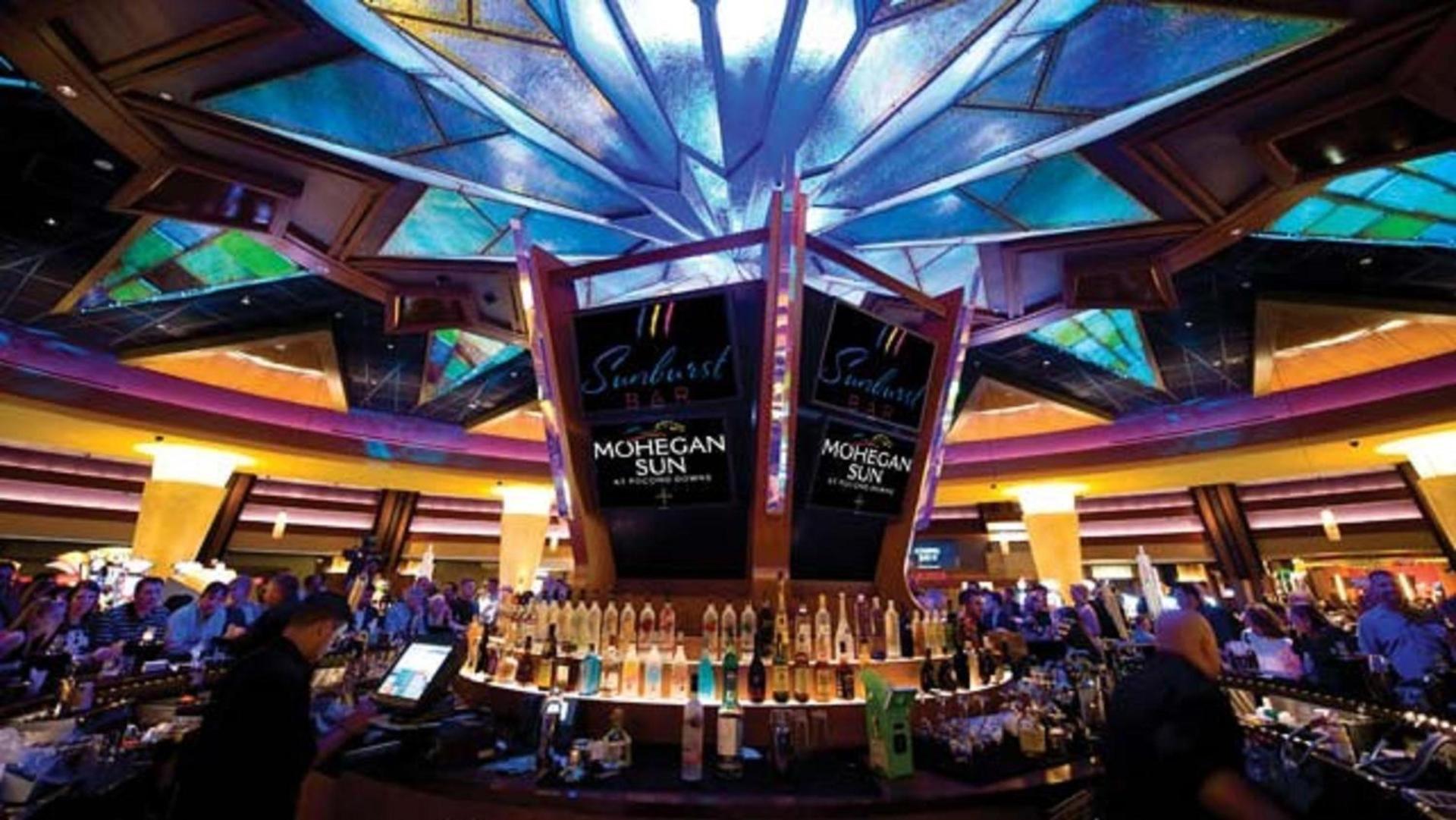 Mohegan Pennsylvania Casino Resort - Adults Only photo 7