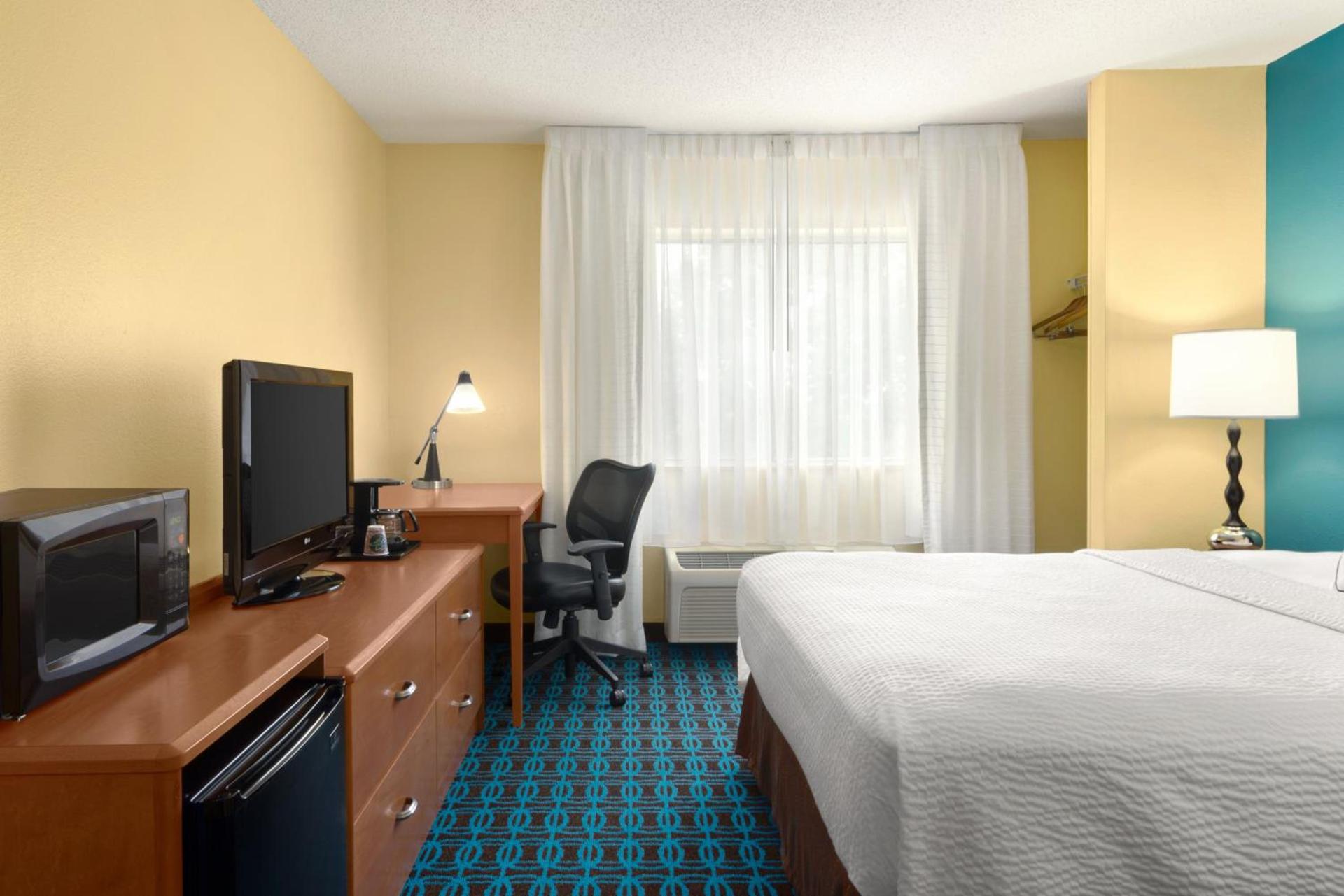 Amerivu Inn and Suites photo 9