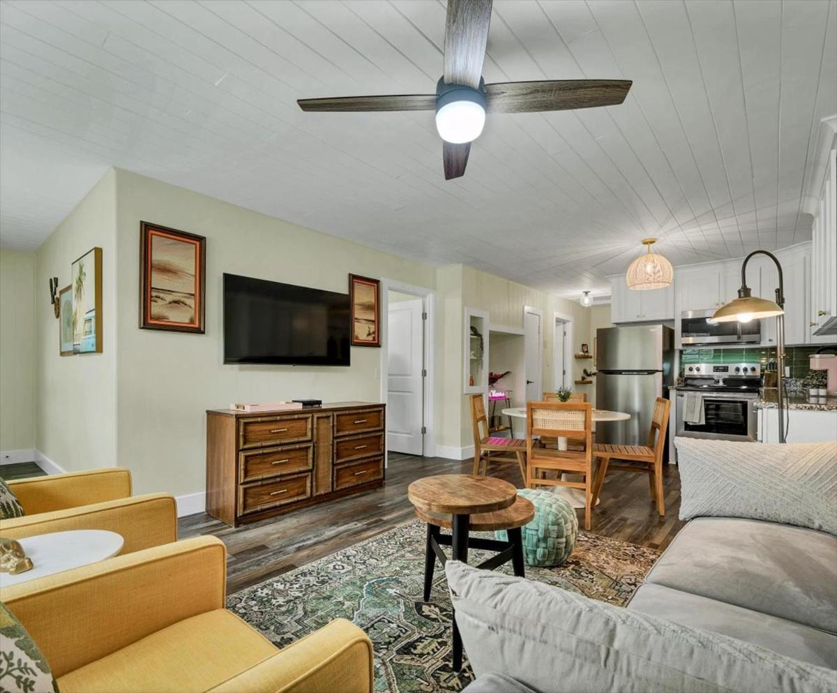 Safety Harbor Motel photo 31